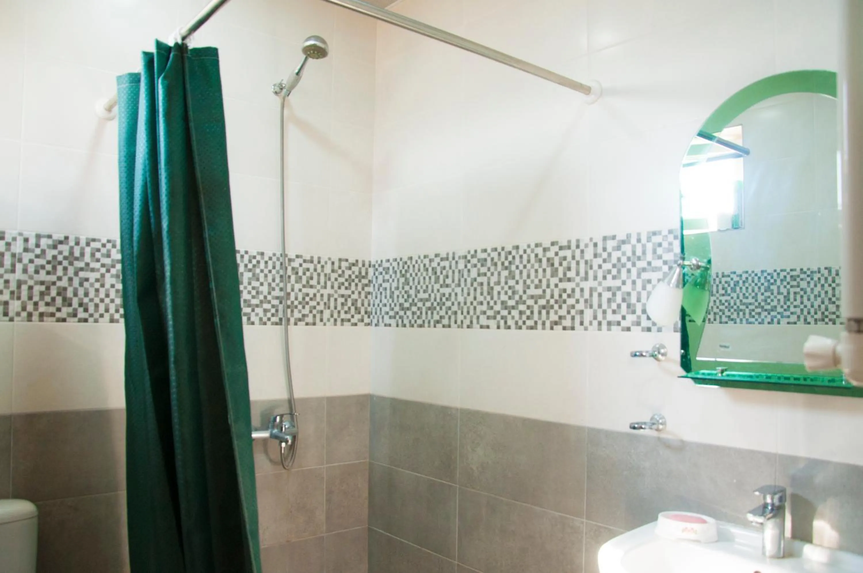 Shower in Azhdahak B&B in Geghashen , Abovyan