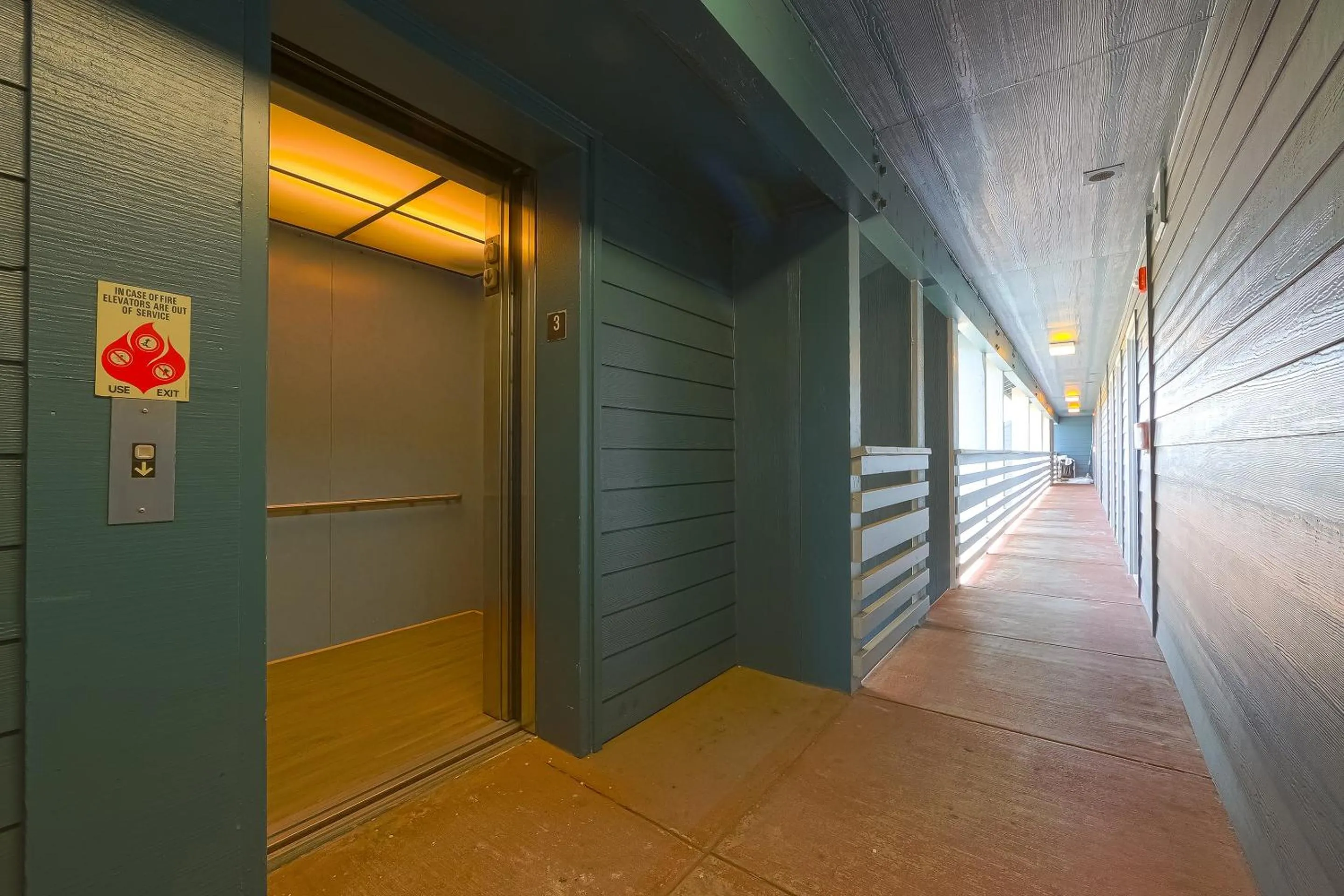 Facility for disabled guests in Waves Hotel NYE Beach - Newport OR