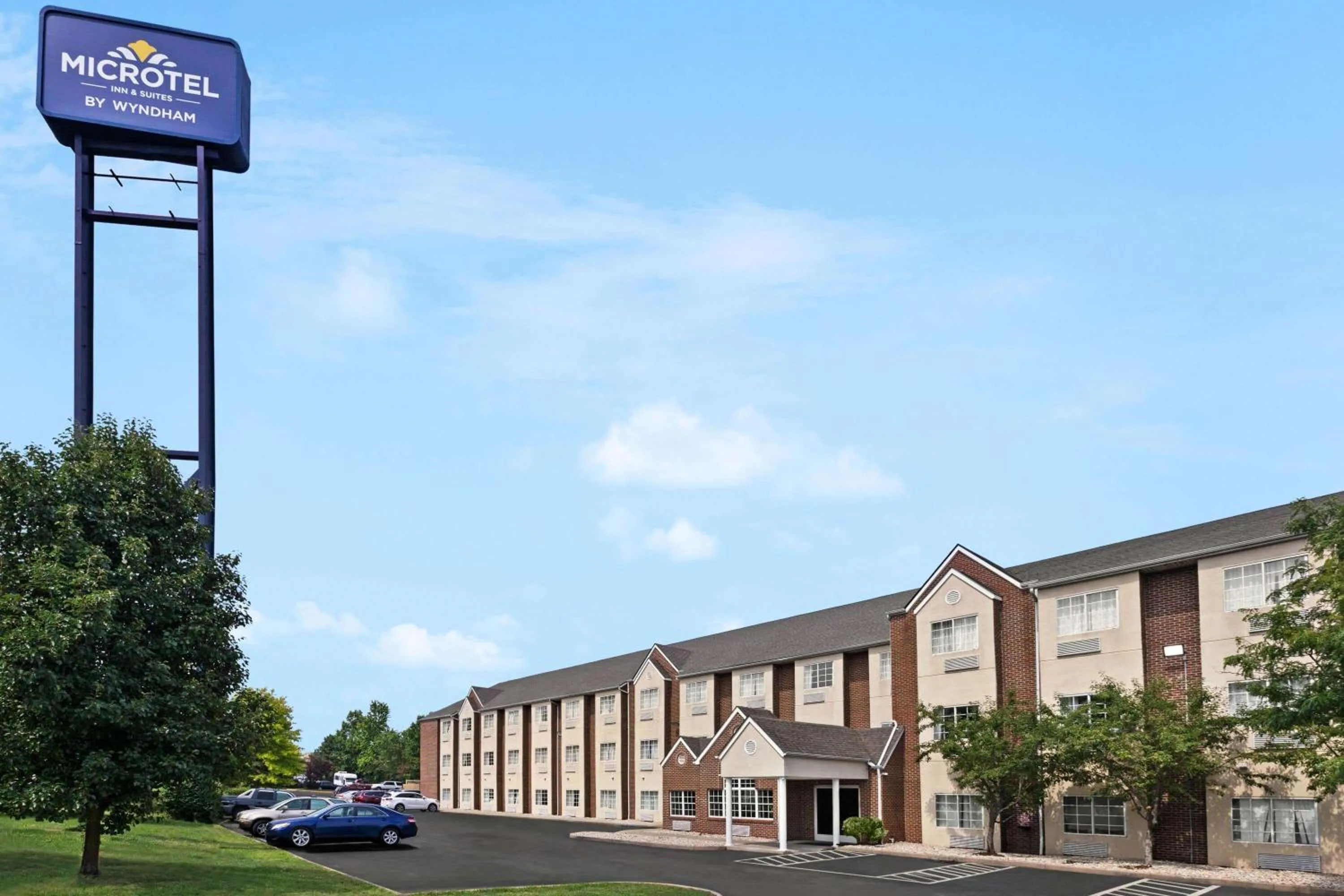 Property building in Microtel Inn & Suites by Wyndham Florence/Cincinnati Airpo
