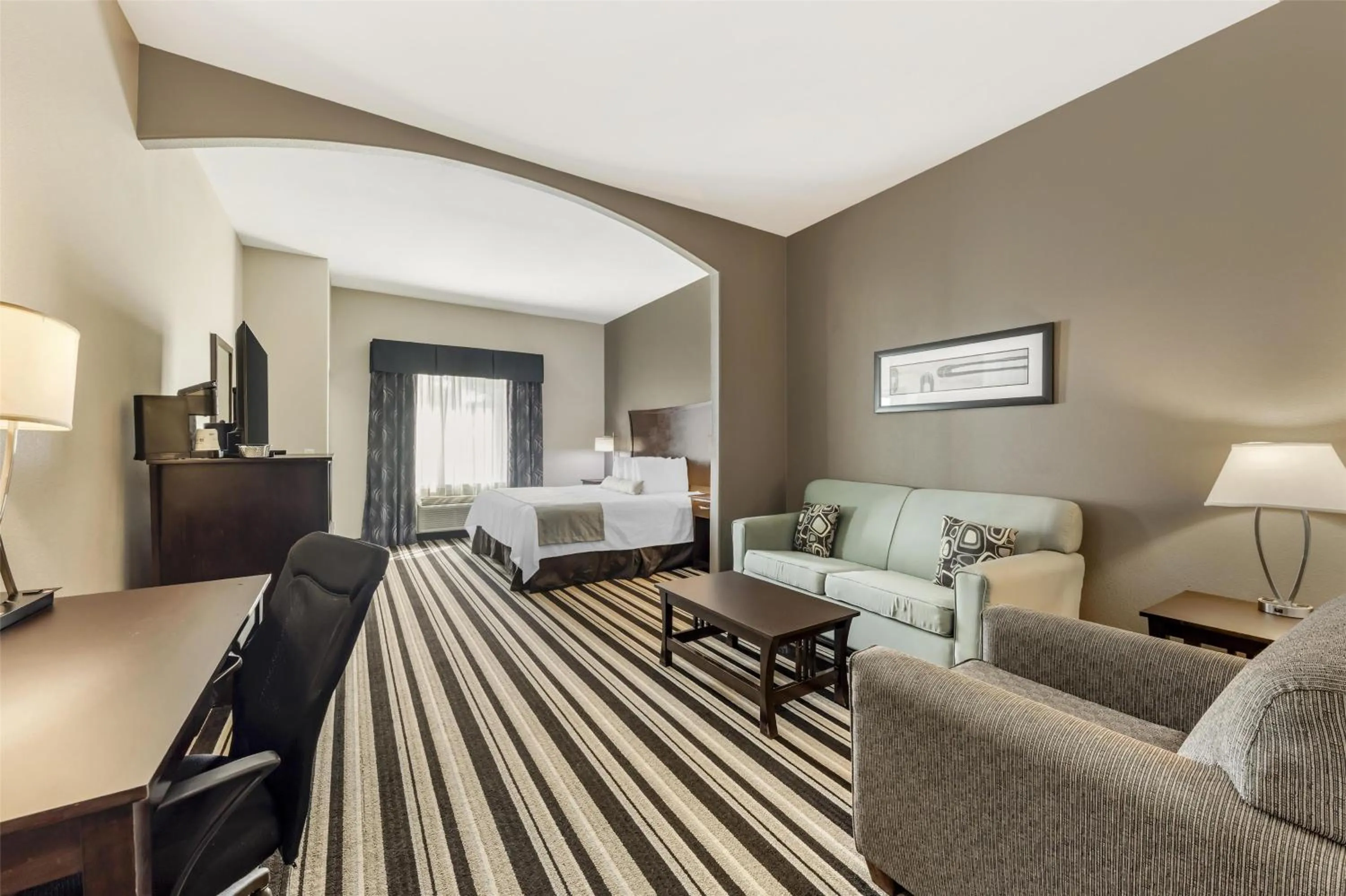 Bedroom, Bed in Best Western Plus Sand Bass Inn and Suites