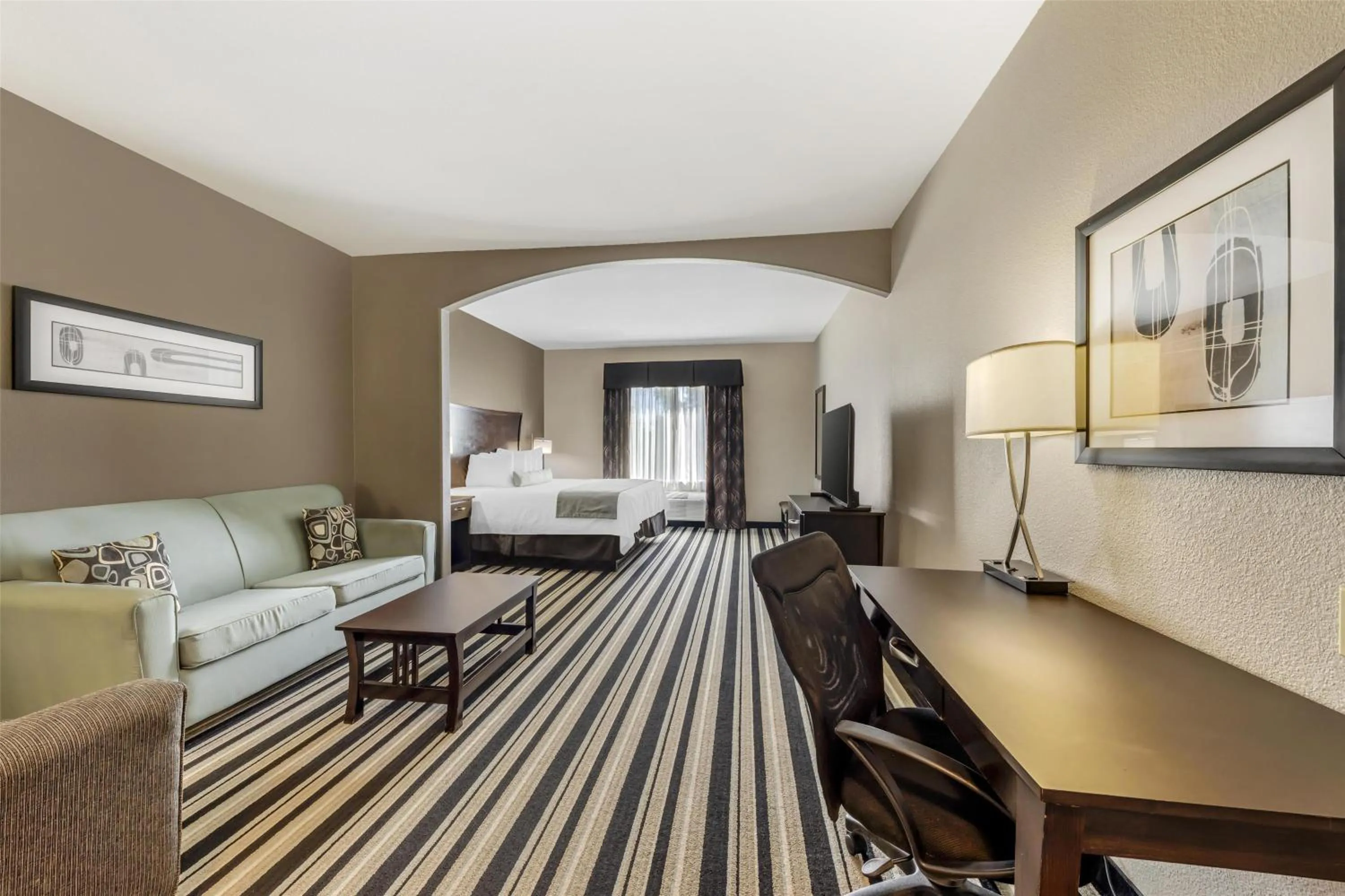 Bedroom, Bed in Best Western Plus Sand Bass Inn and Suites