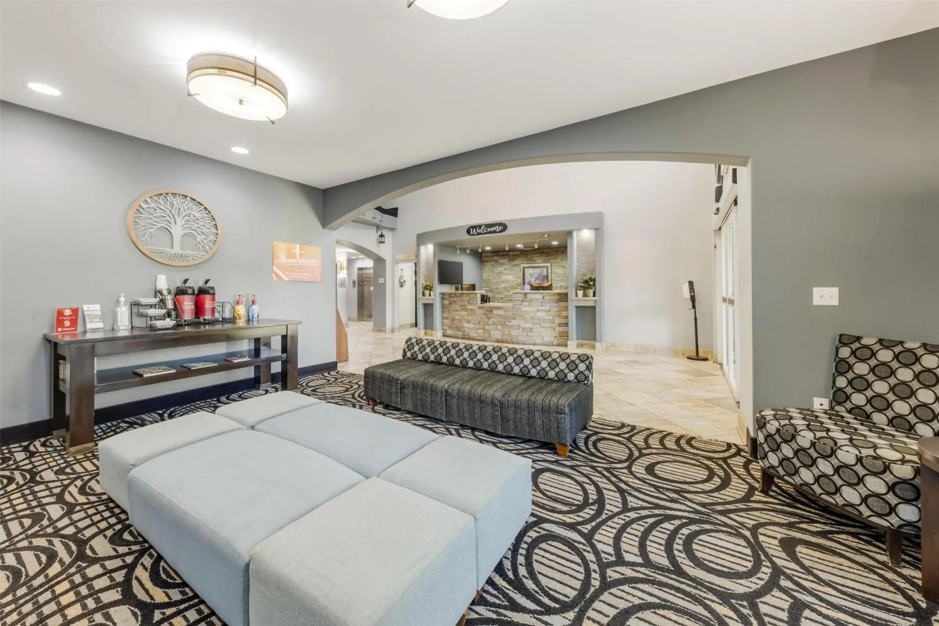 Lobby or reception, Bed in Best Western Plus Sand Bass Inn and Suites Lobby or reception, Bed in Best Western Plus Sand Bass Inn and Suites