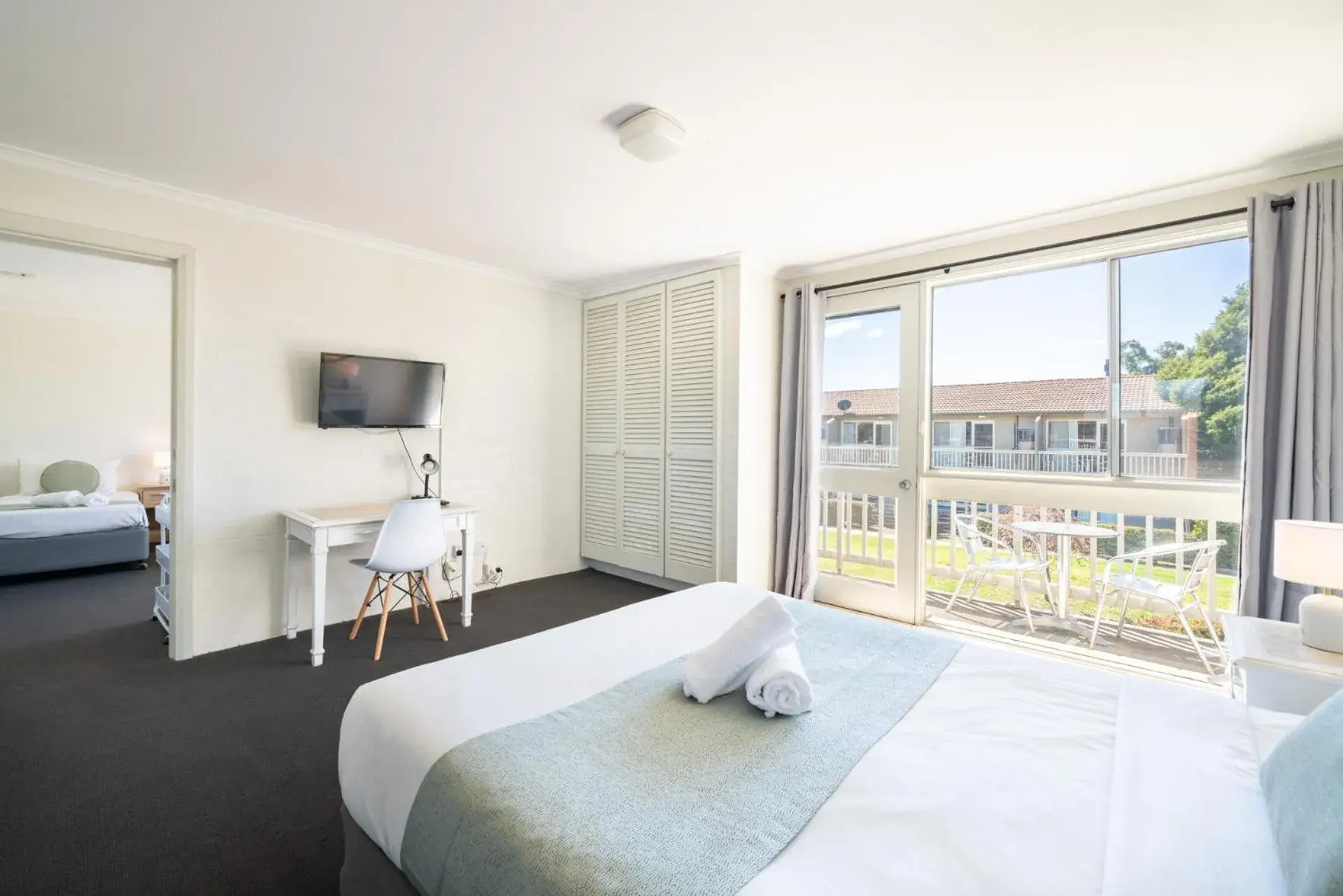 Bed in Bathurst Studio Apartments Bed in Bathurst Studio Apartments