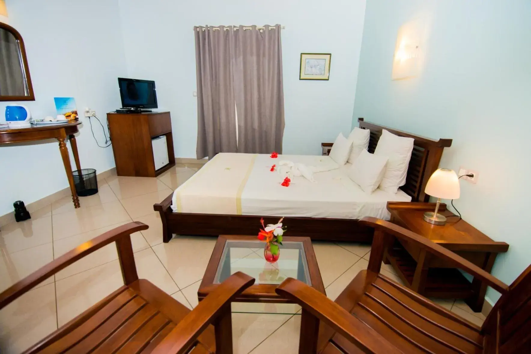 Double Room with Sea View in LA CIGALE Double Room with Sea View in LA CIGALE