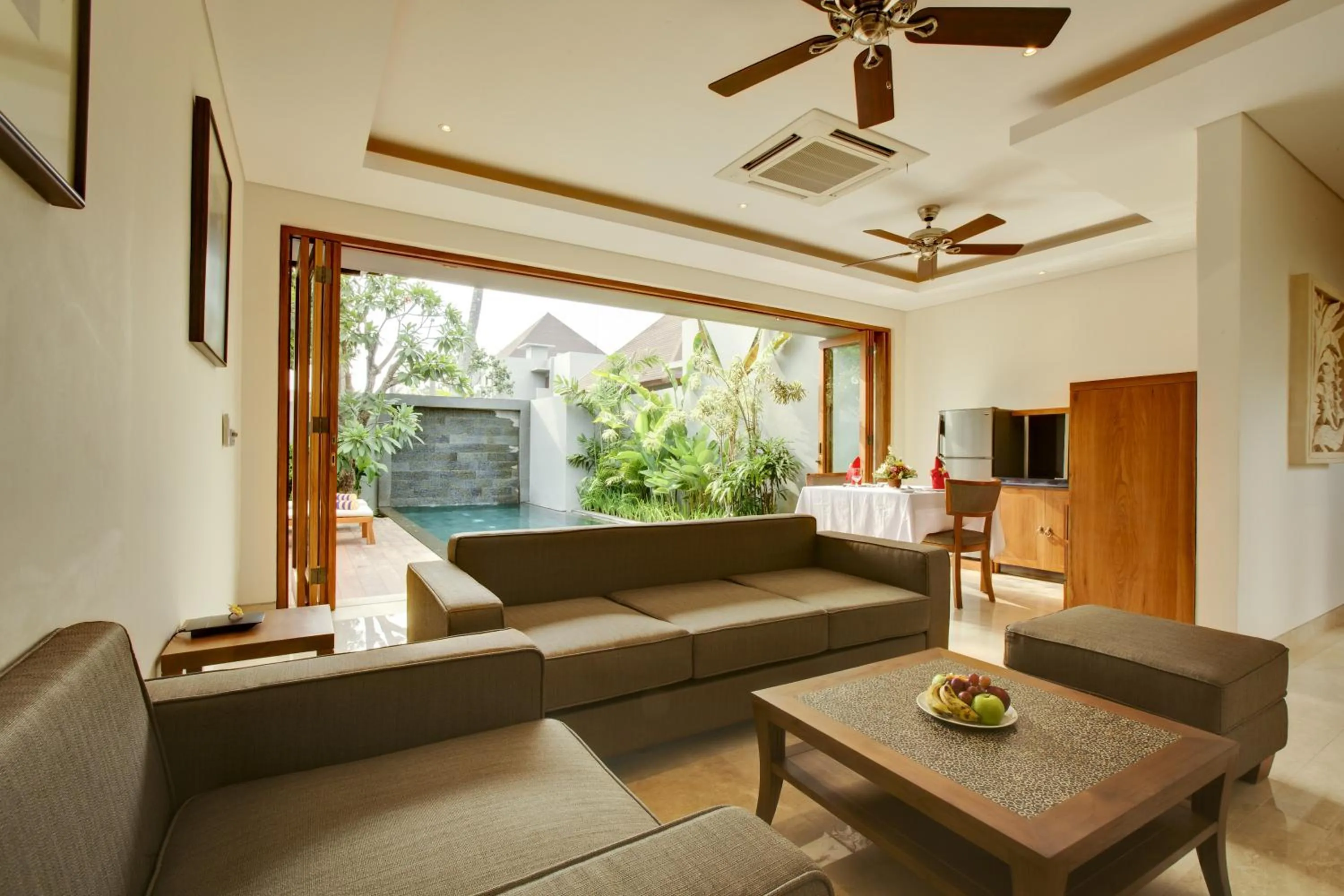 Living room in KoenoKoeni Villa