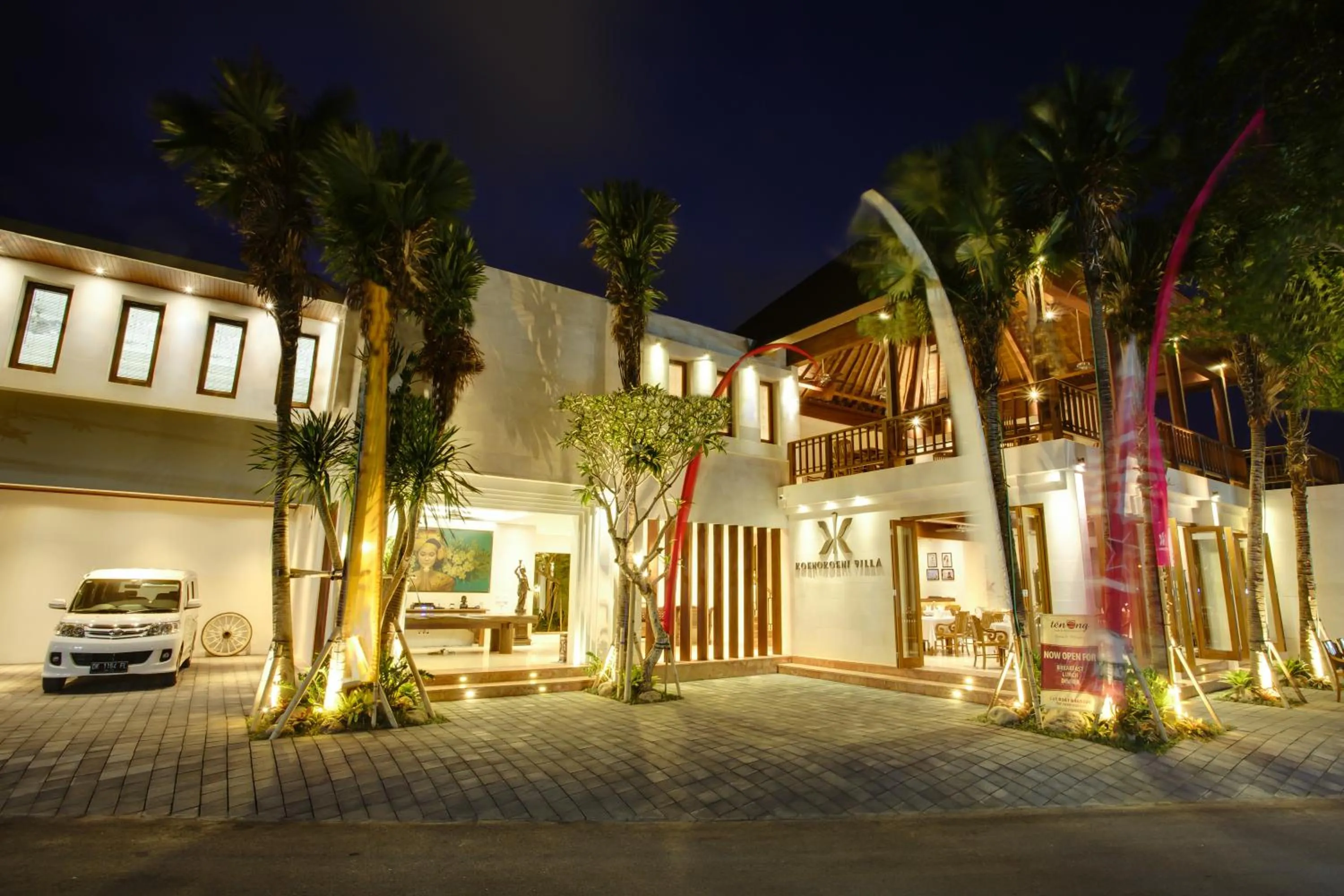 Facade/entrance in KoenoKoeni Villa