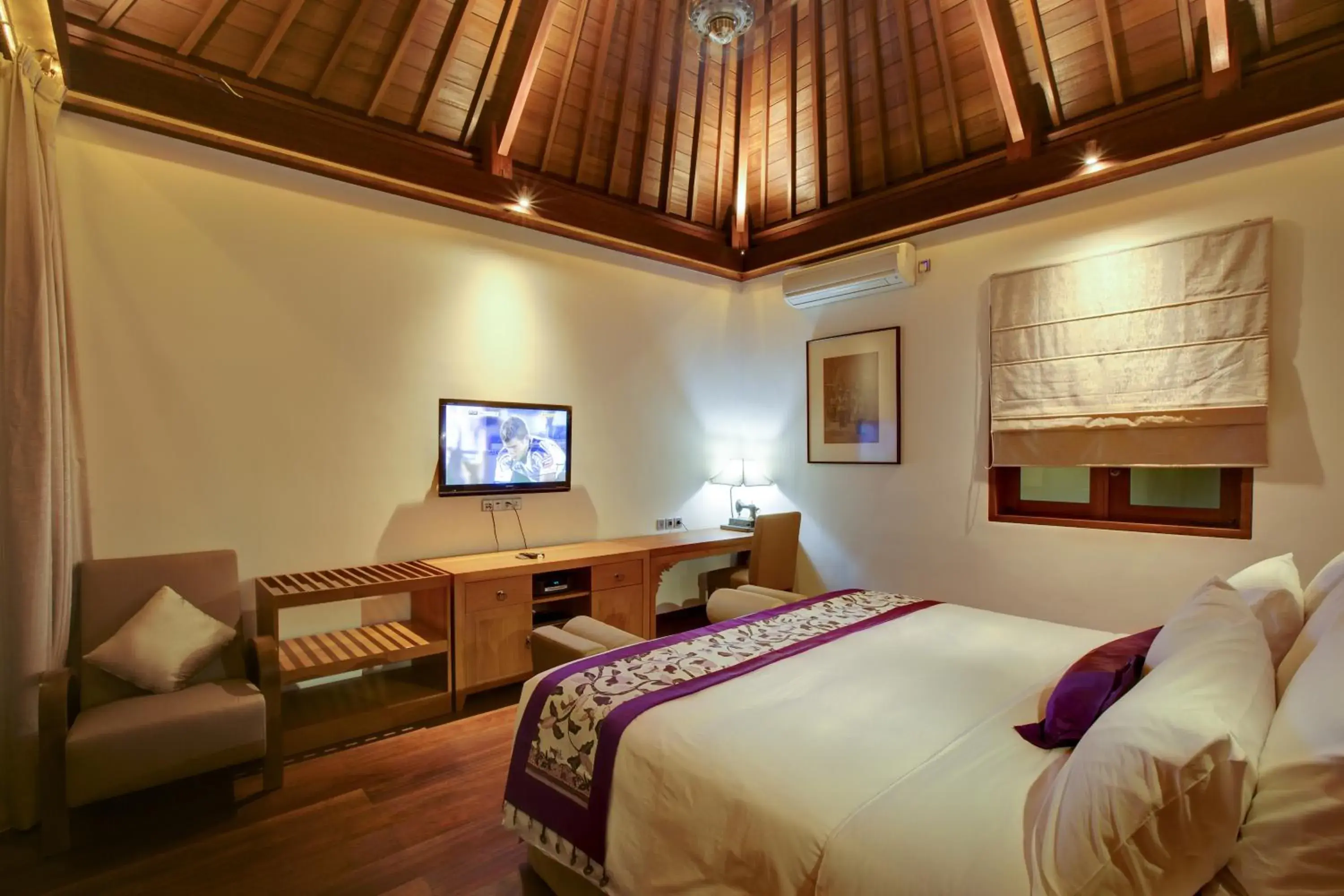 Bedroom, Bed in KoenoKoeni Villa Bedroom, Bed in KoenoKoeni Villa