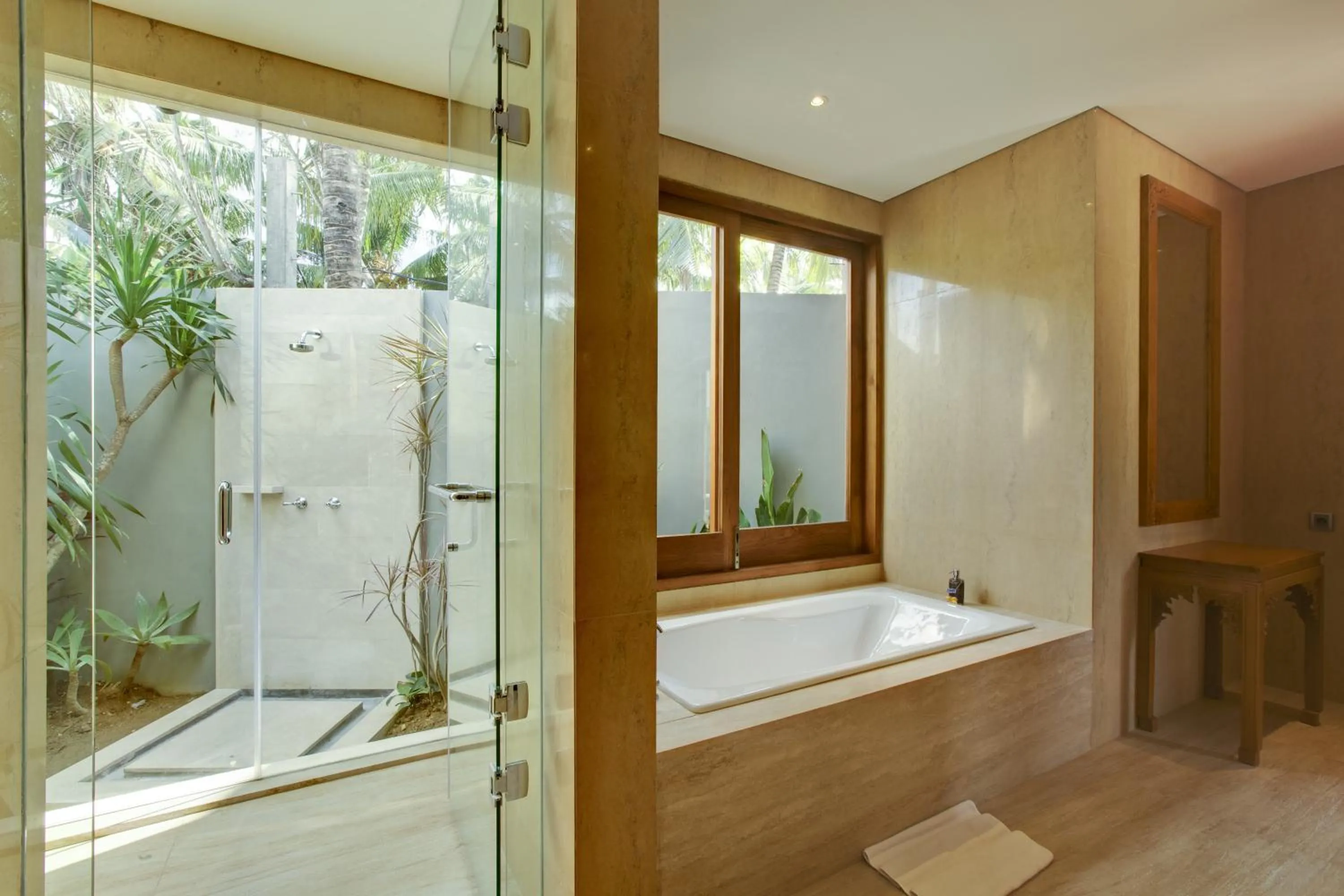 Bathroom in KoenoKoeni Villa
