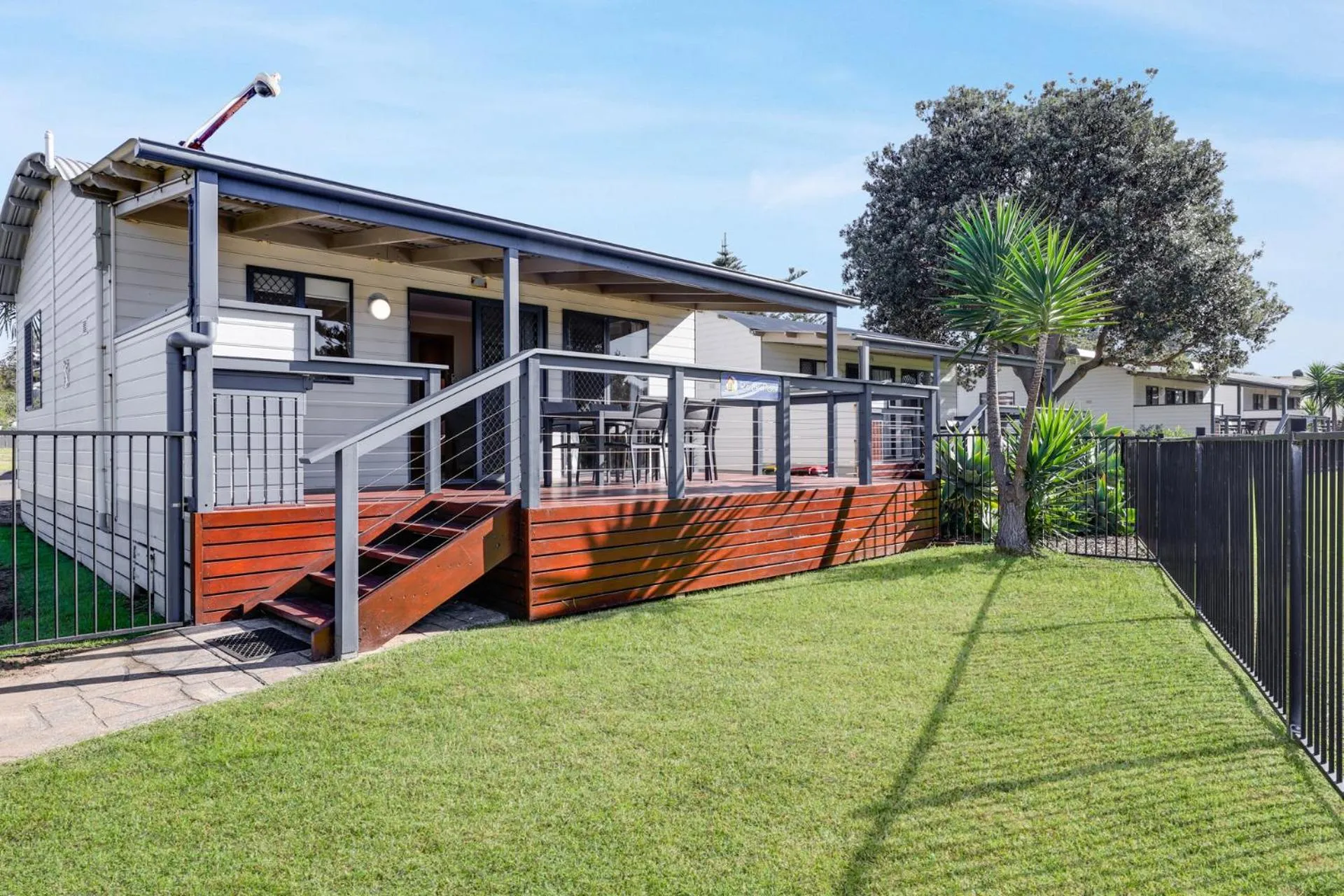 Property building in Werri Beach Holiday Park