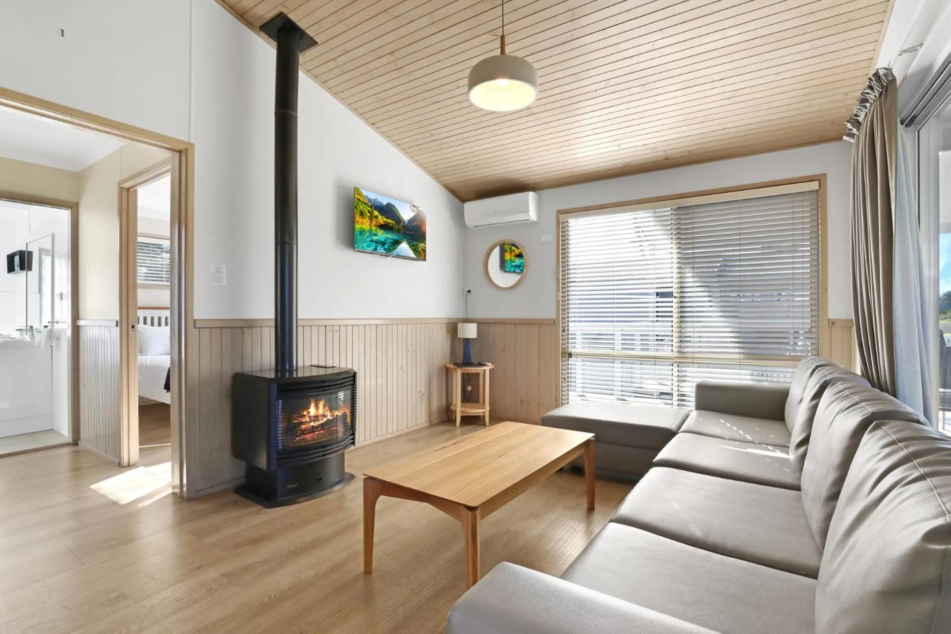 Property building in Werri Beach Holiday Park