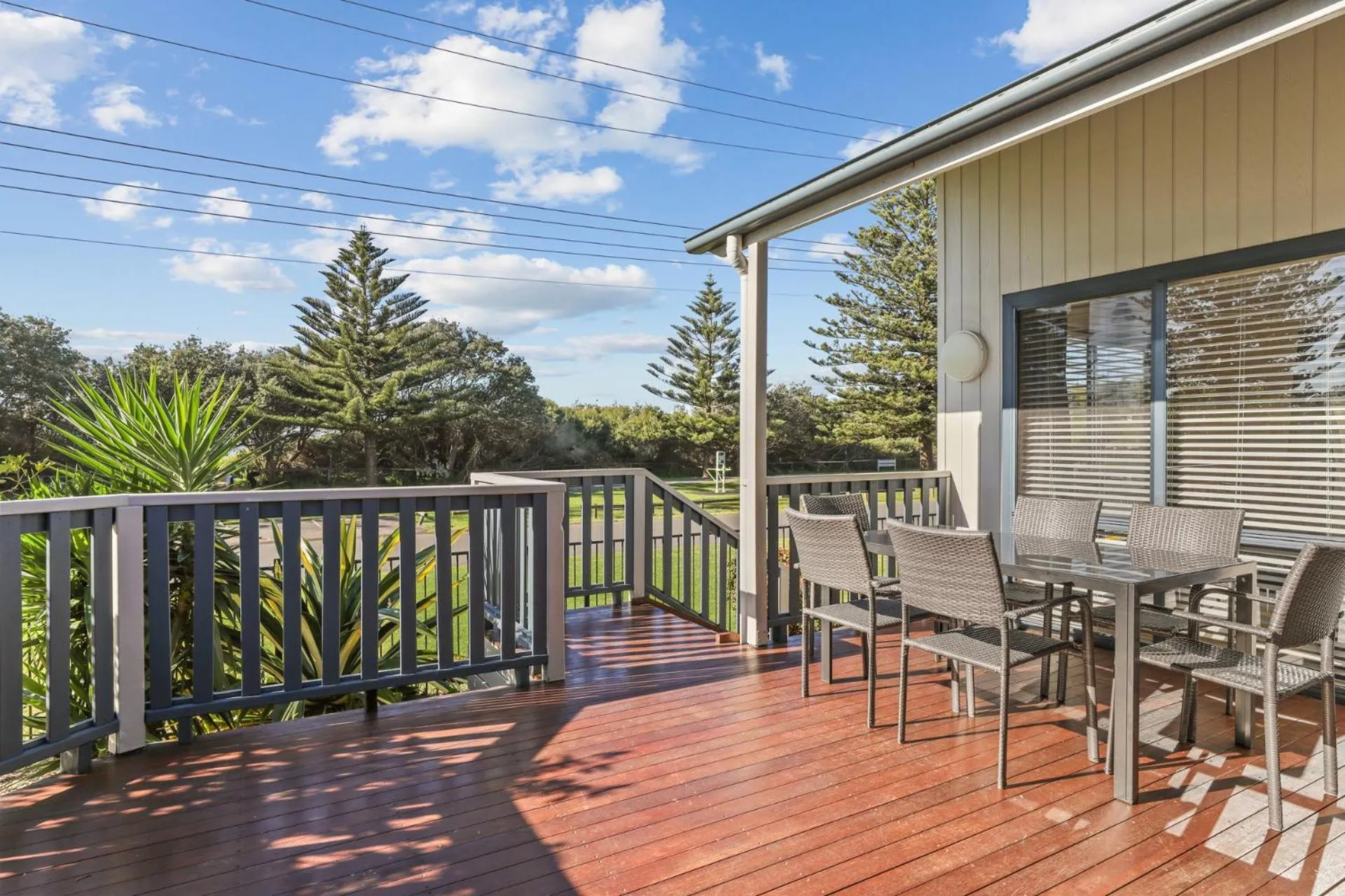 Property building in Werri Beach Holiday Park