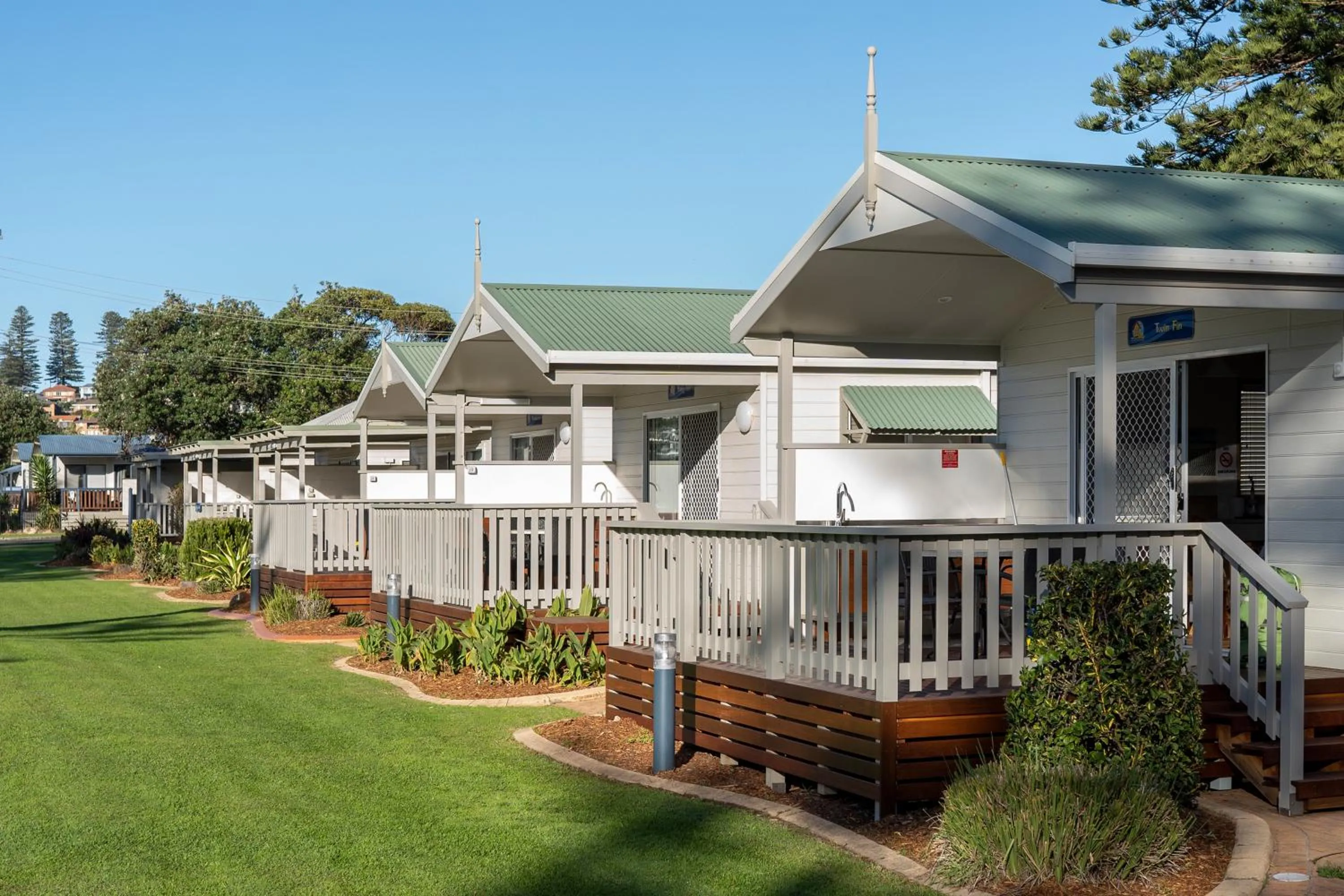 Property building in Werri Beach Holiday Park