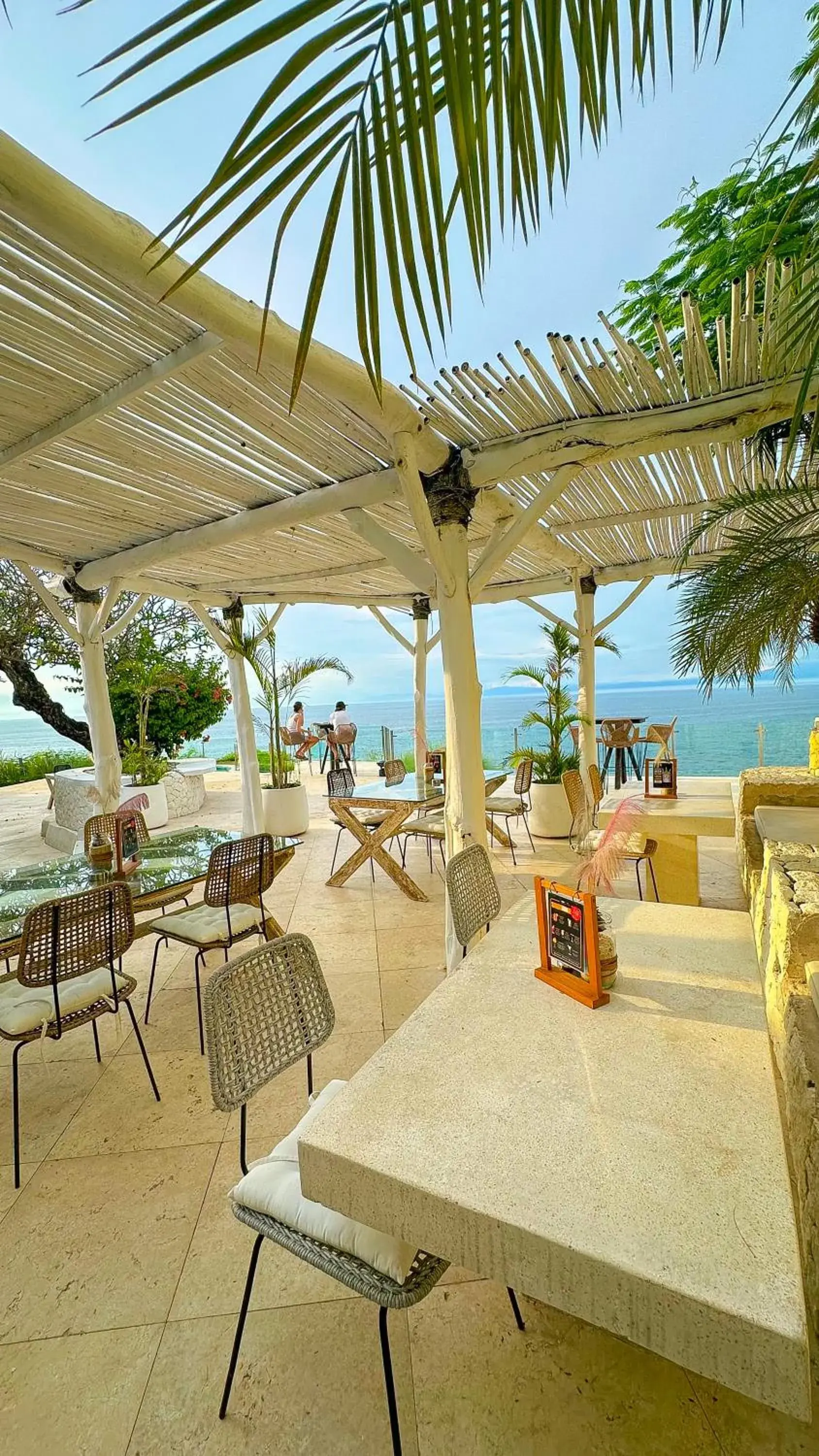 Restaurant/places to eat in Biu Biu Resort Bali Restaurant/places to eat in Biu Biu Resort Bali