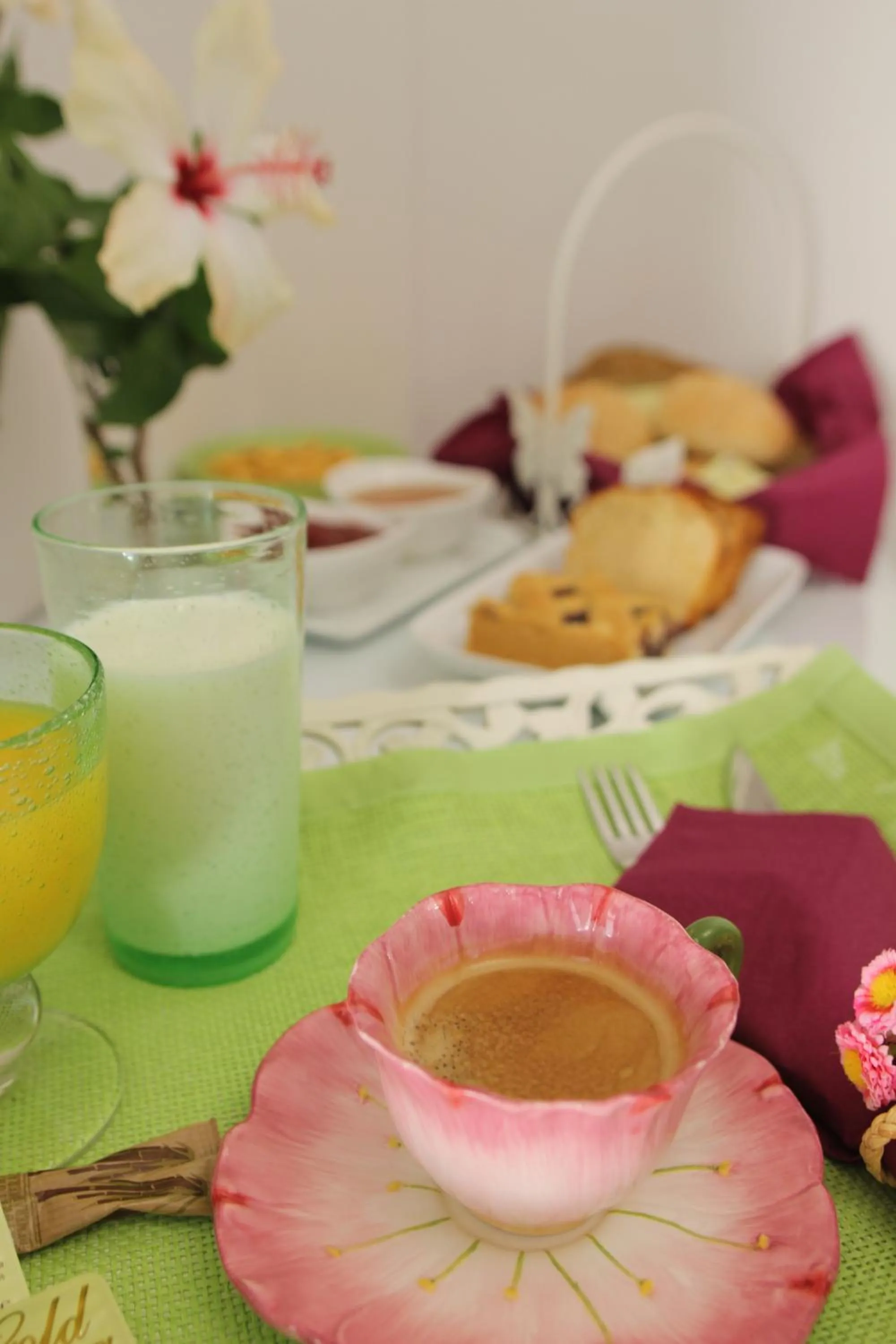 Breakfast in Sugar Home
