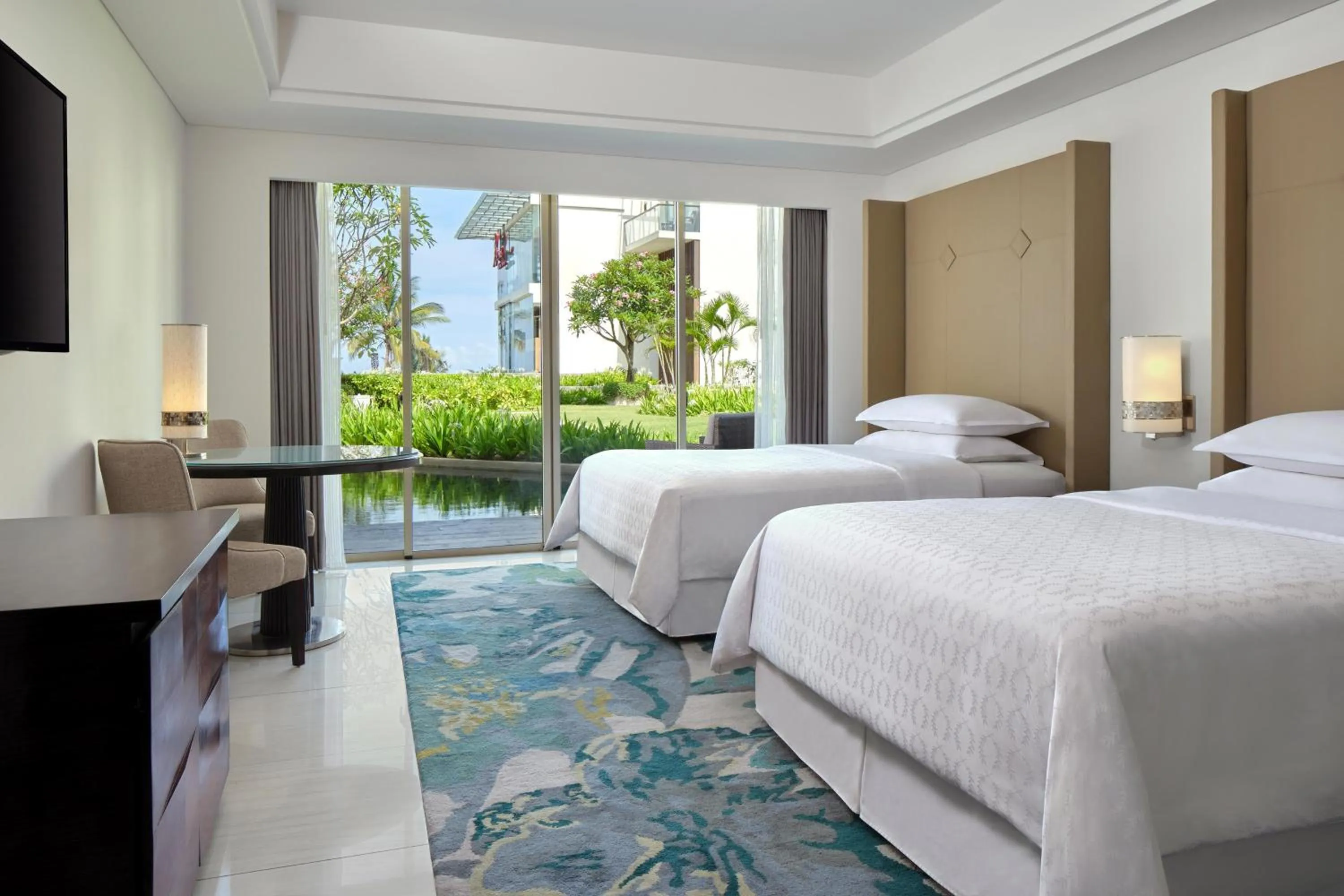 Photo of the whole room, Bed in Sheraton Bali Kuta Resort