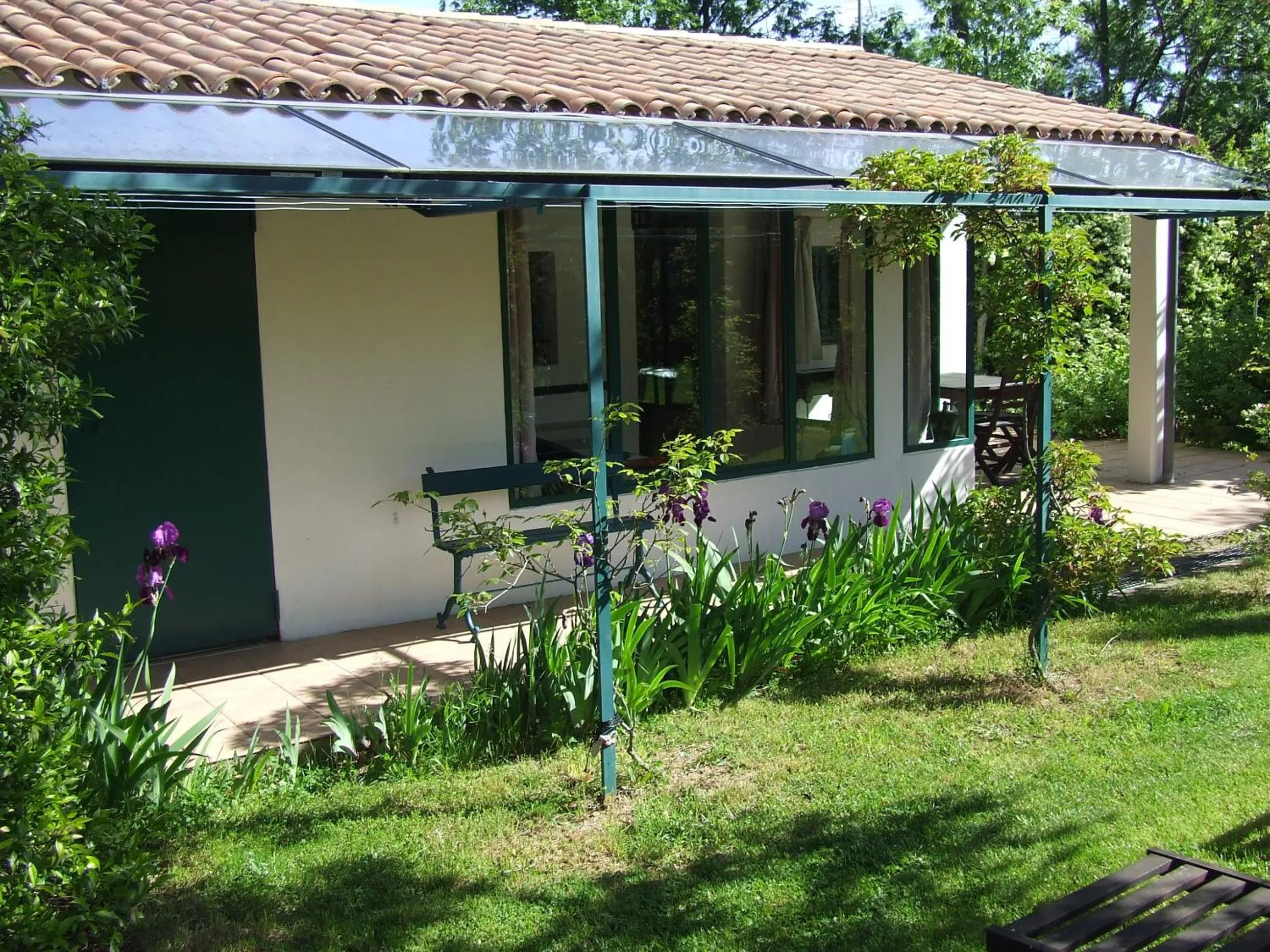 Facade/entrance in Domaine du Planas AILHON ARDECHE
