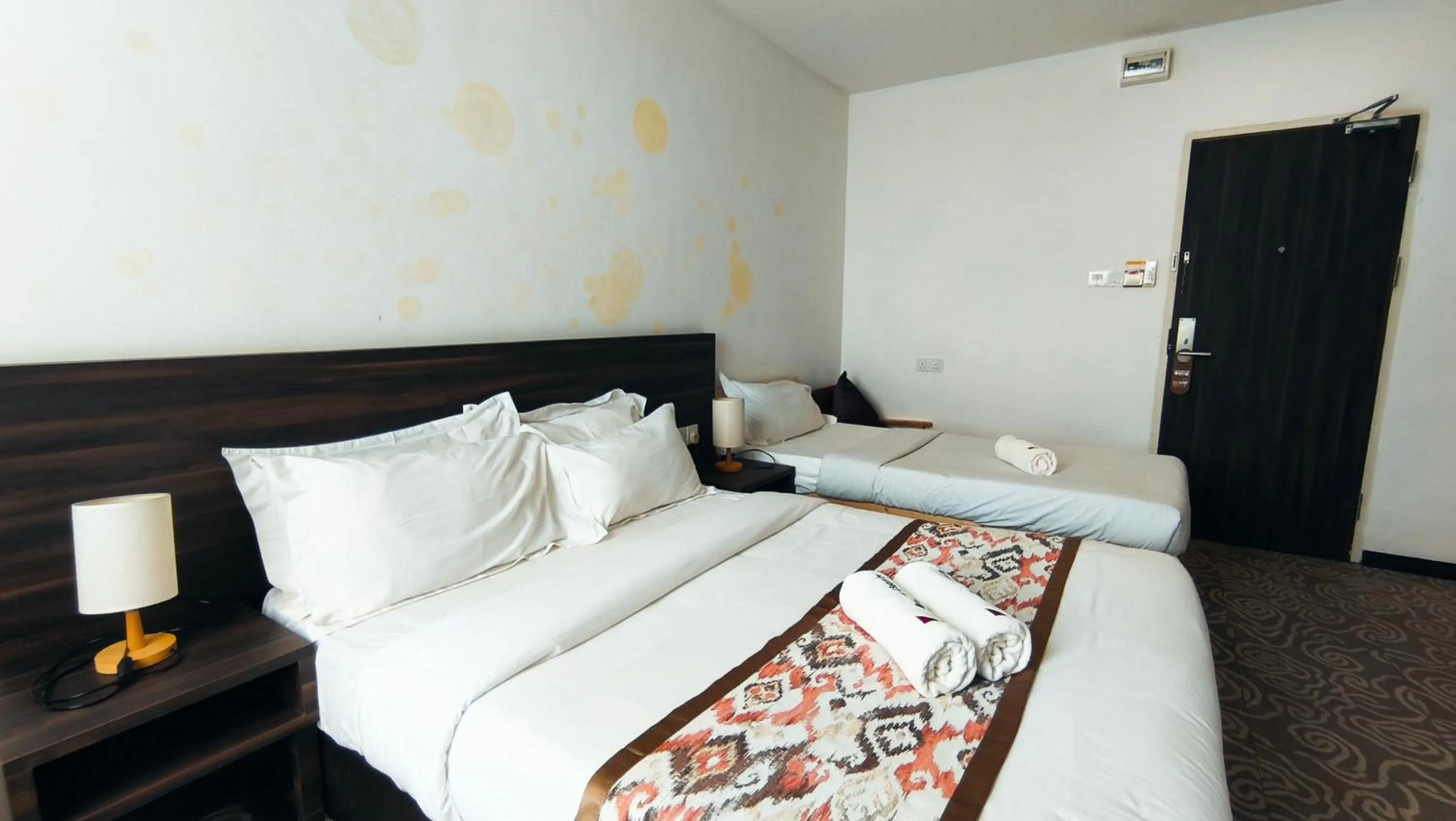 Bedroom, Bed in Natol Hotel