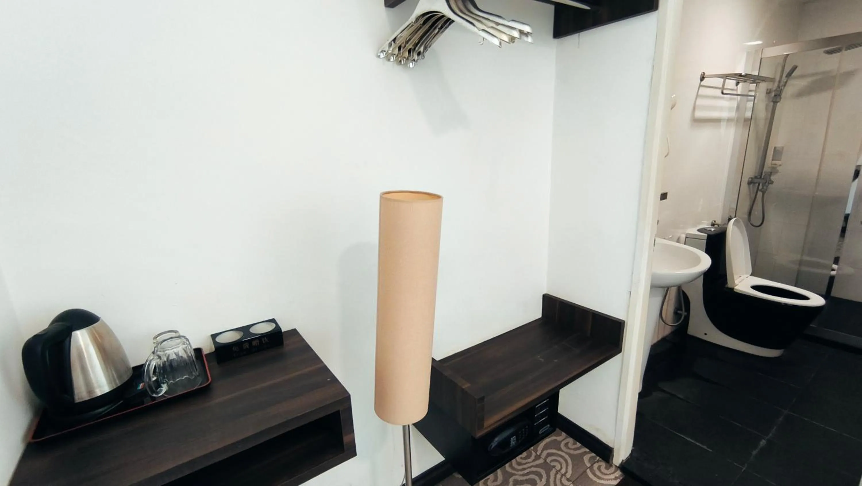 Bathroom in Natol Hotel