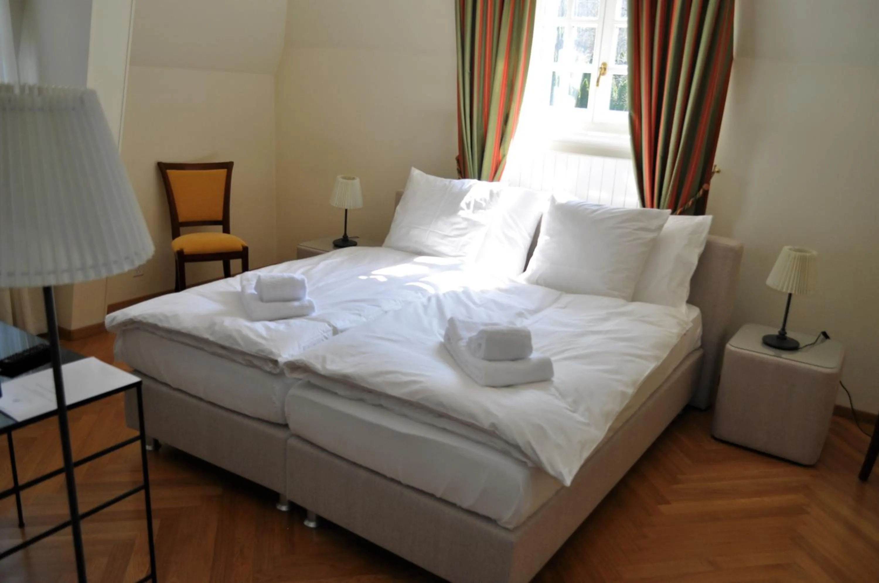 Bed in Domaine de Mont-Renaud