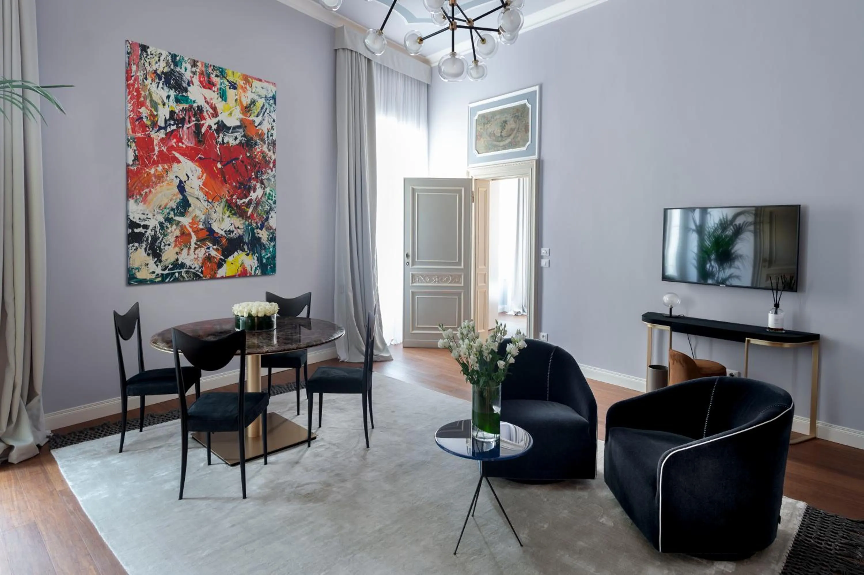 TV and multimedia in Butterfly Verona