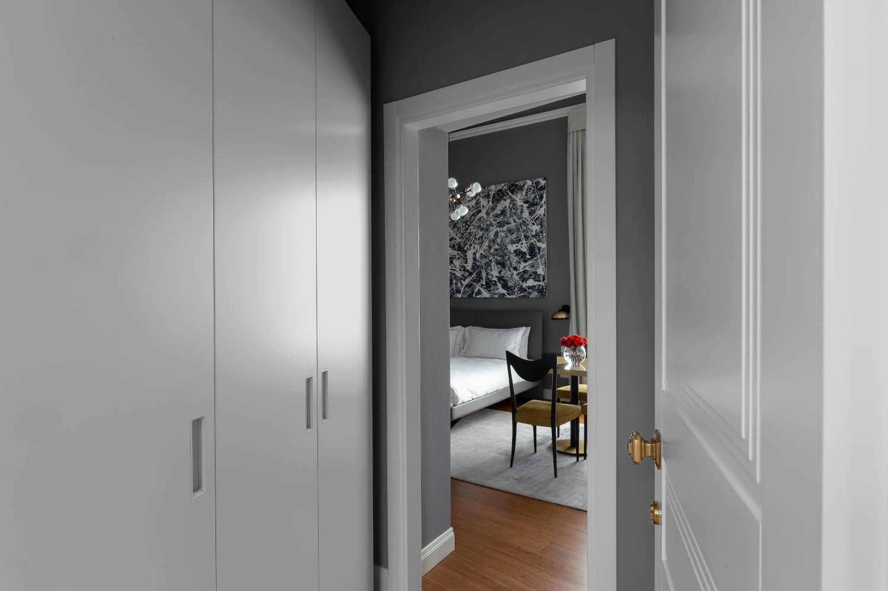 Seating area, Bed in Butterfly Verona