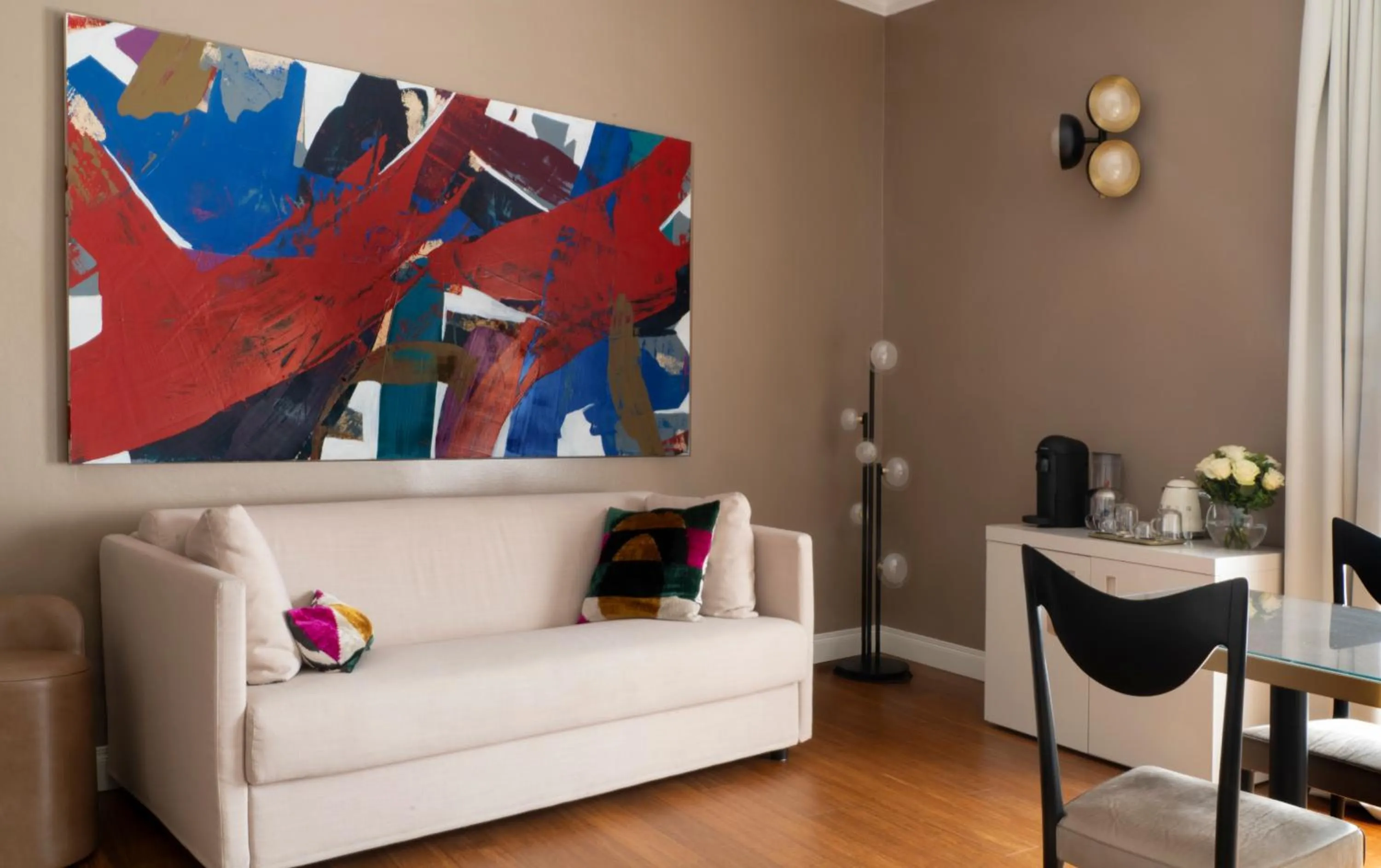 Seating area in Butterfly Verona