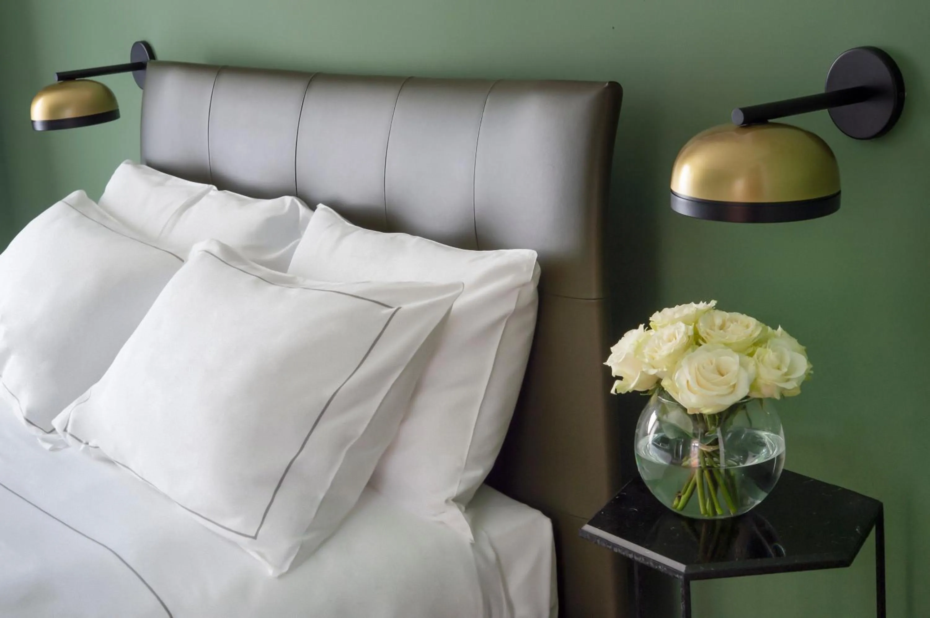 Bedroom, Bed in Butterfly Verona