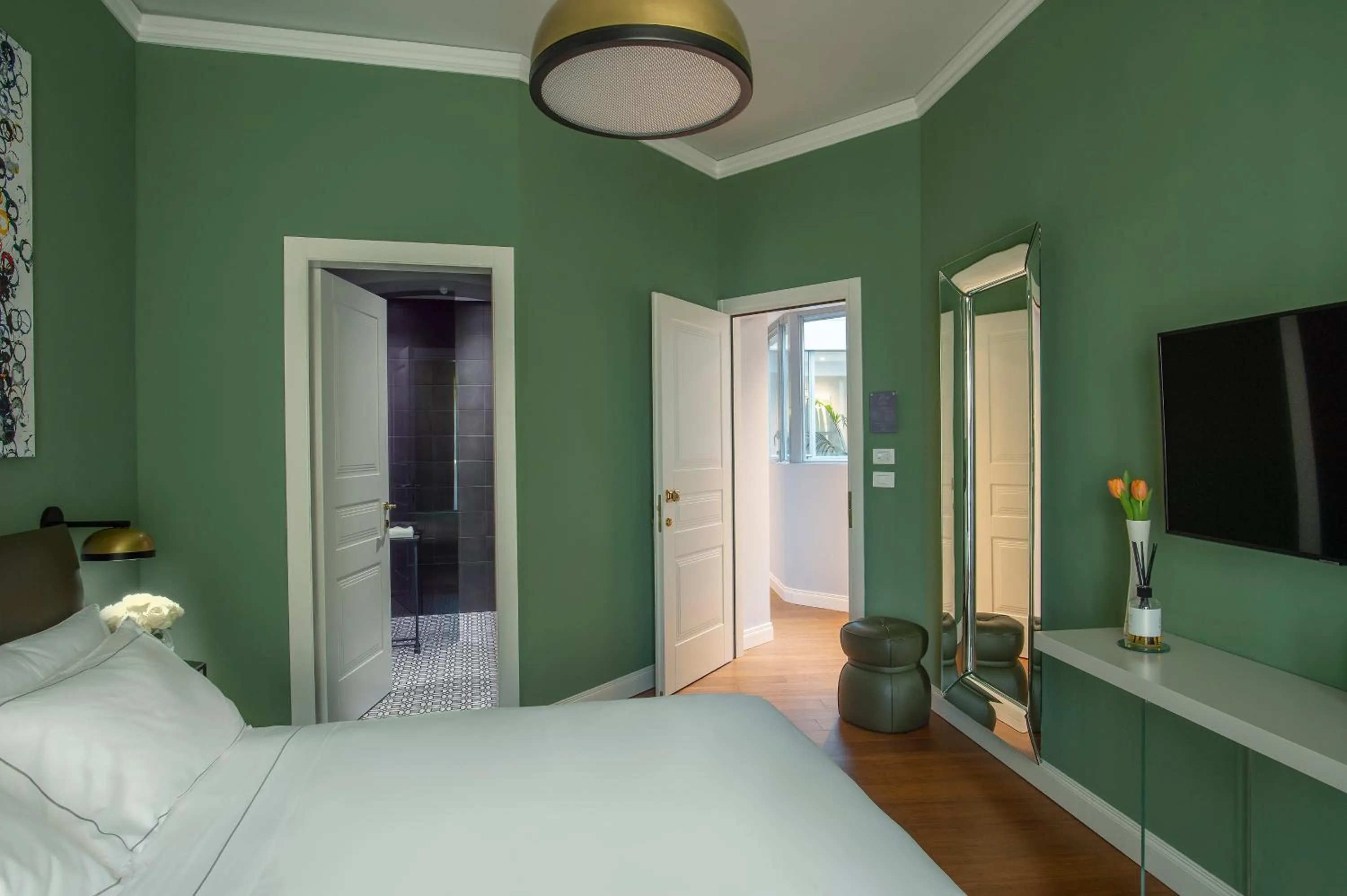 Photo of the whole room, Bed in Butterfly Verona