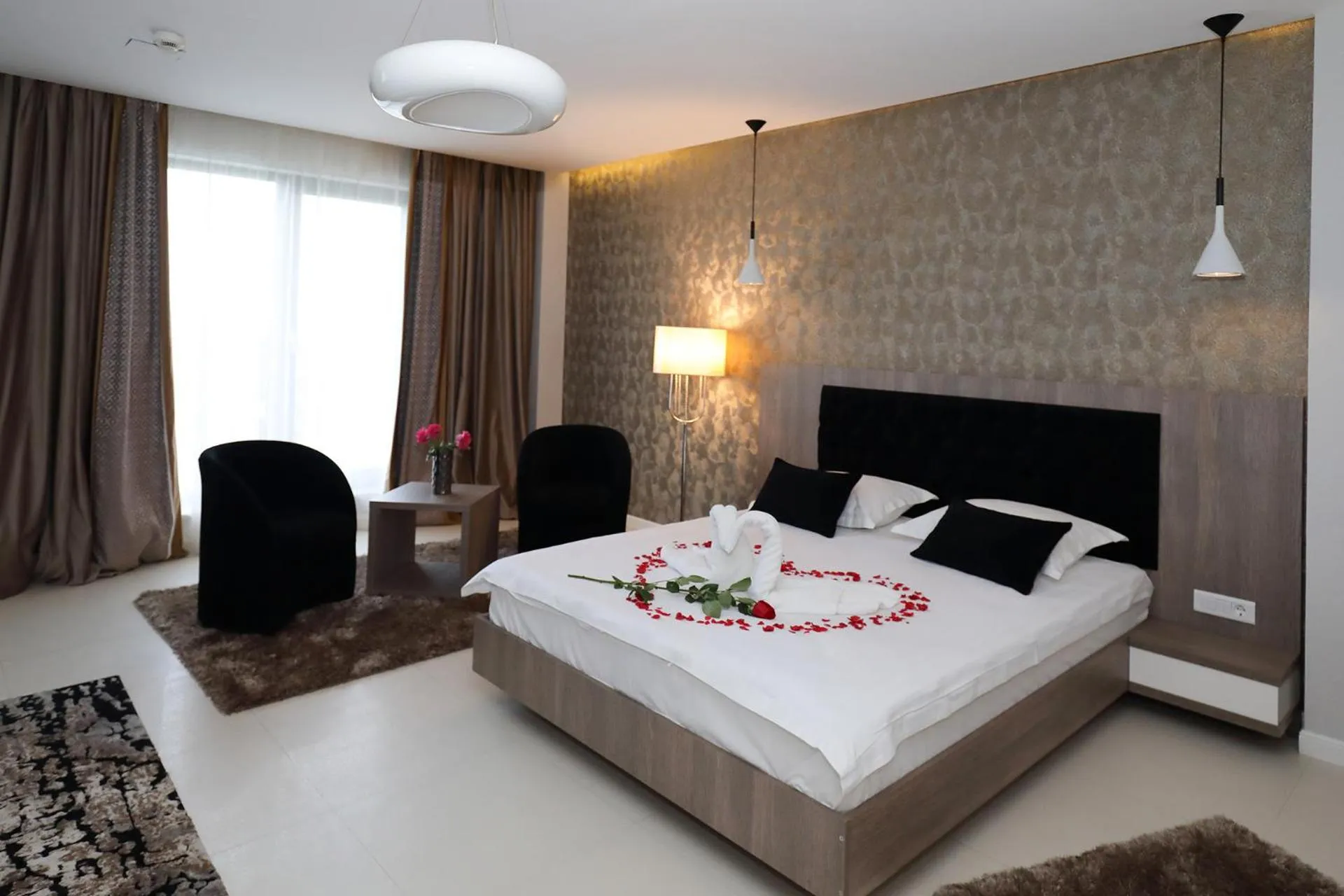 Bedroom, Bed in MELISS EVENTS