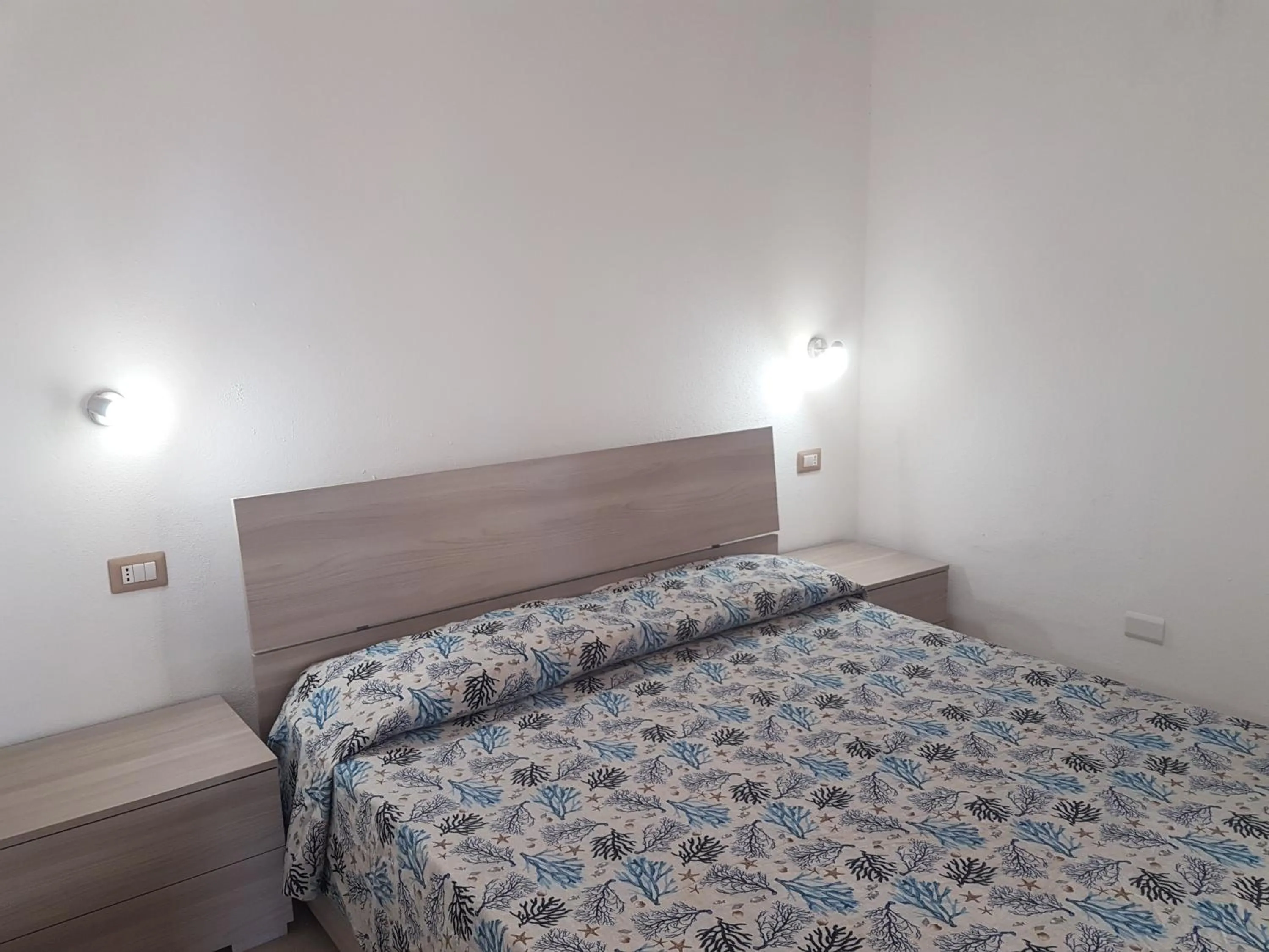 Bedroom, Bed in La Contessa Pool & Sea View
