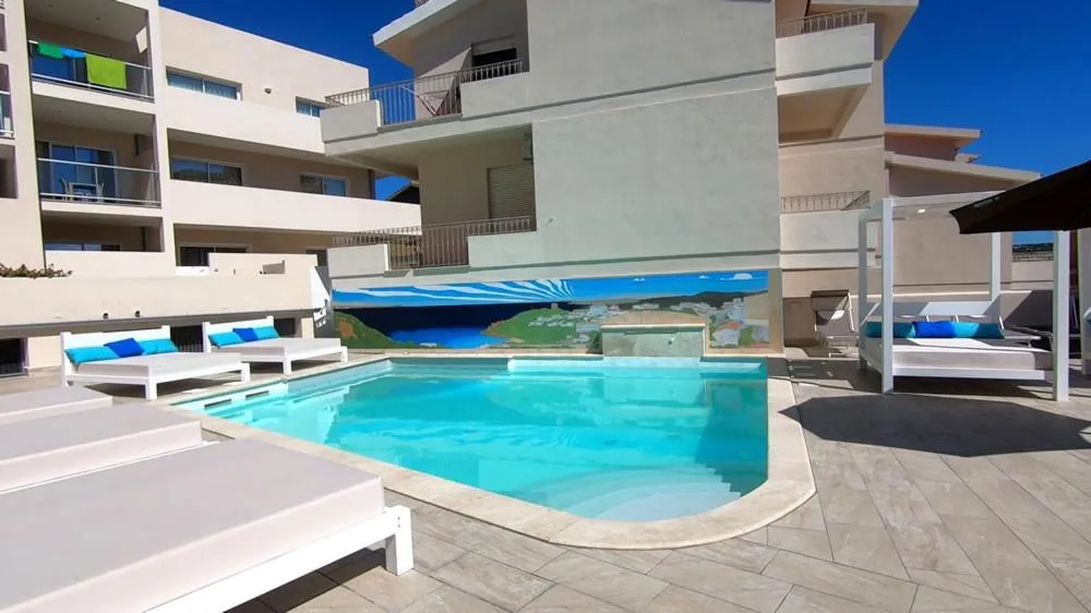 Swimming pool in La Contessa Pool & Sea View