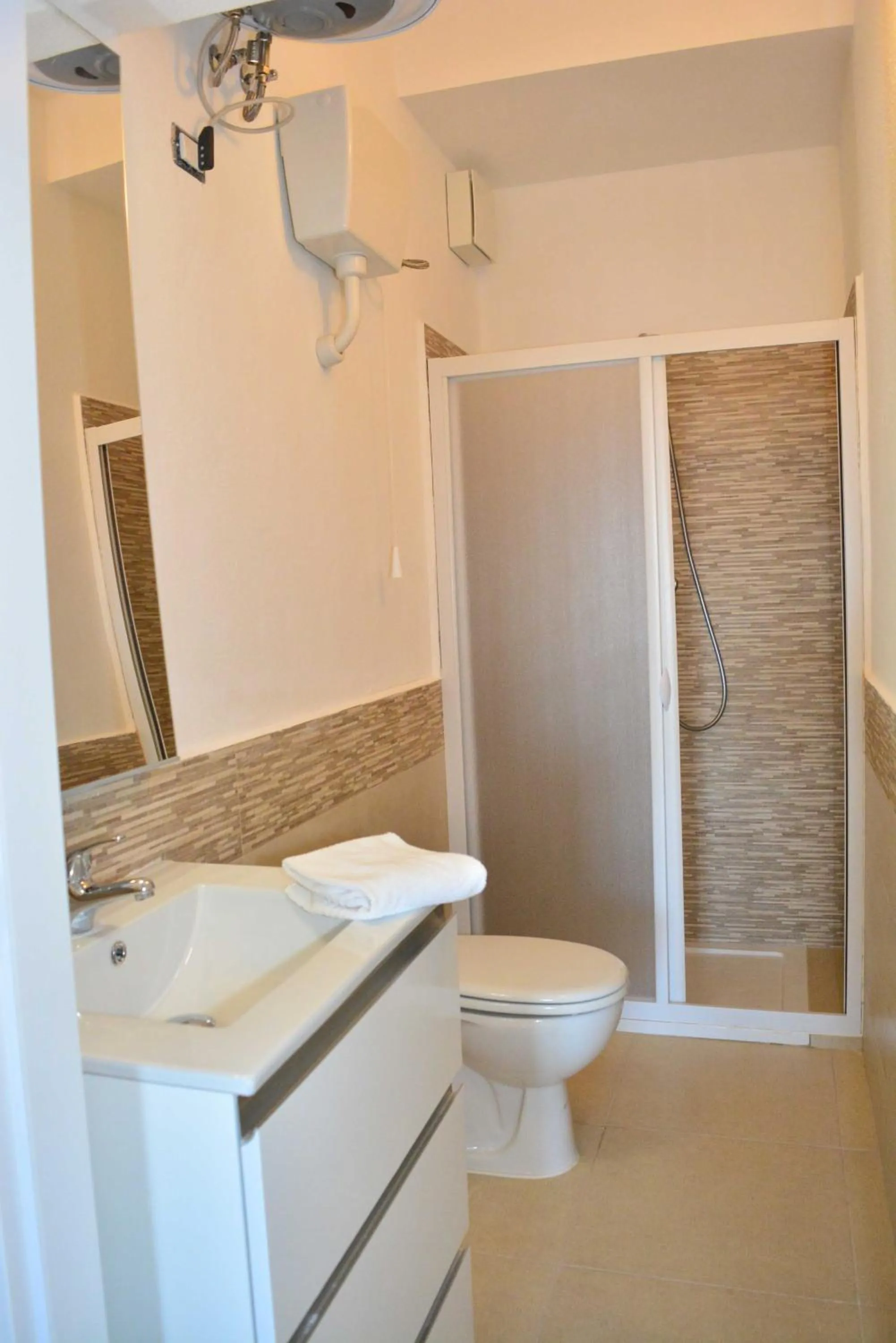 Bathroom in La Contessa Pool & Sea View