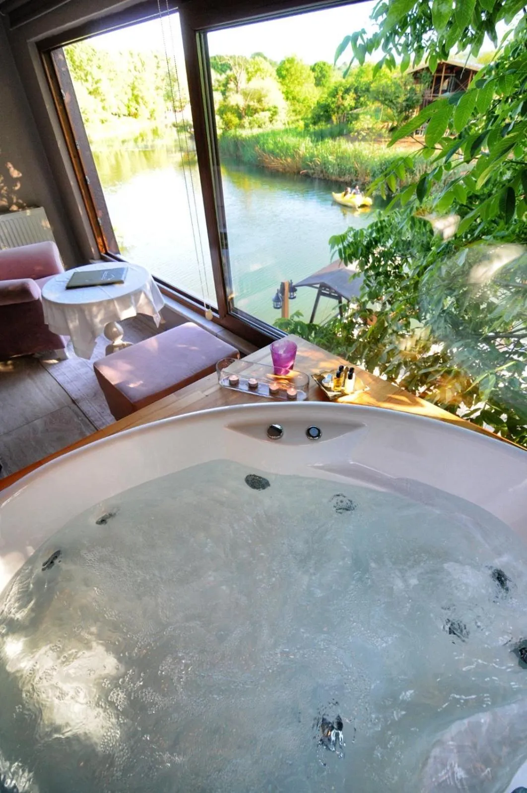 Beyaz Ev Agva - Adult only +15