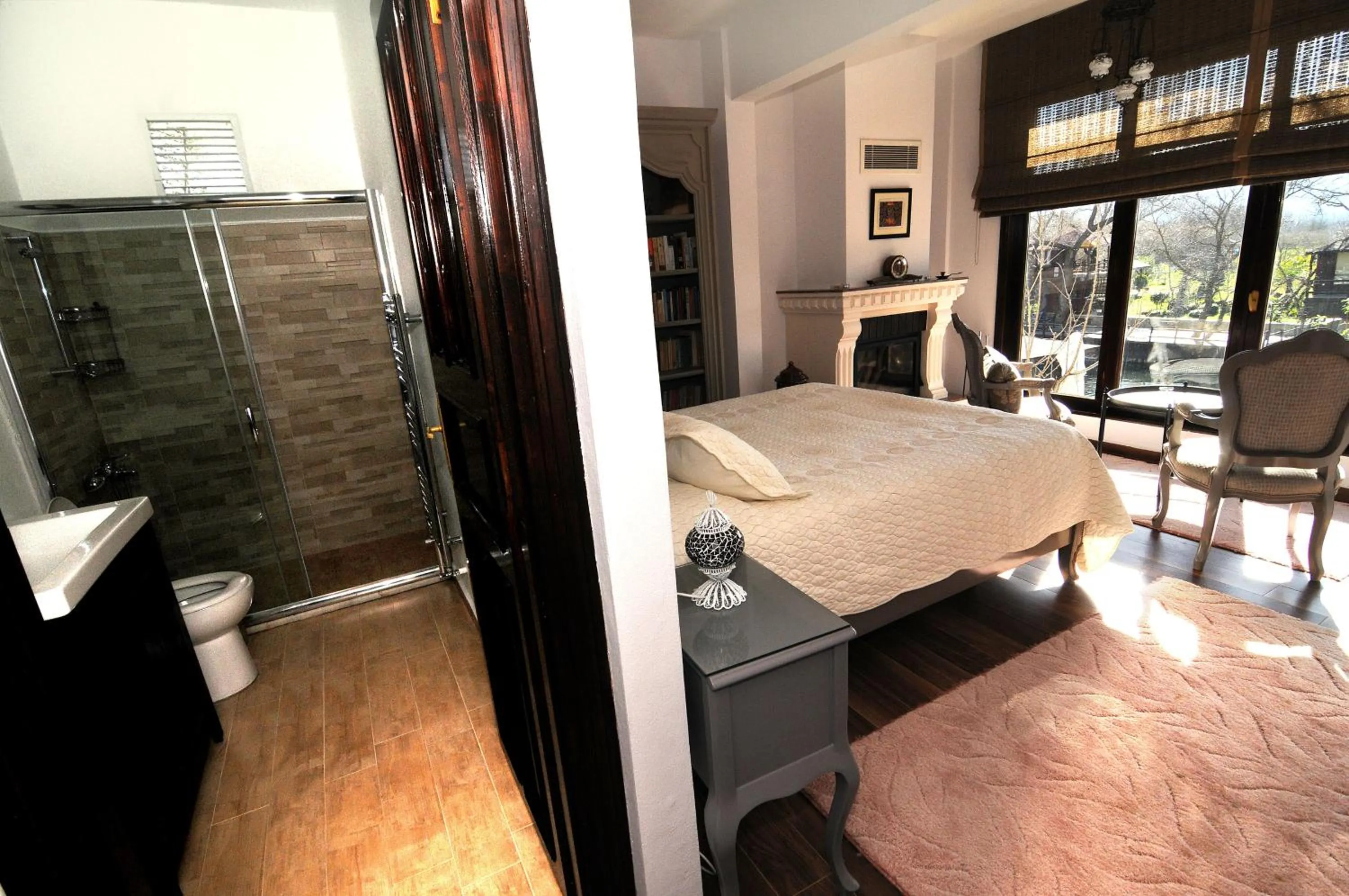 Decorative detail, Bed in Beyaz Ev Agva - Adult only +15