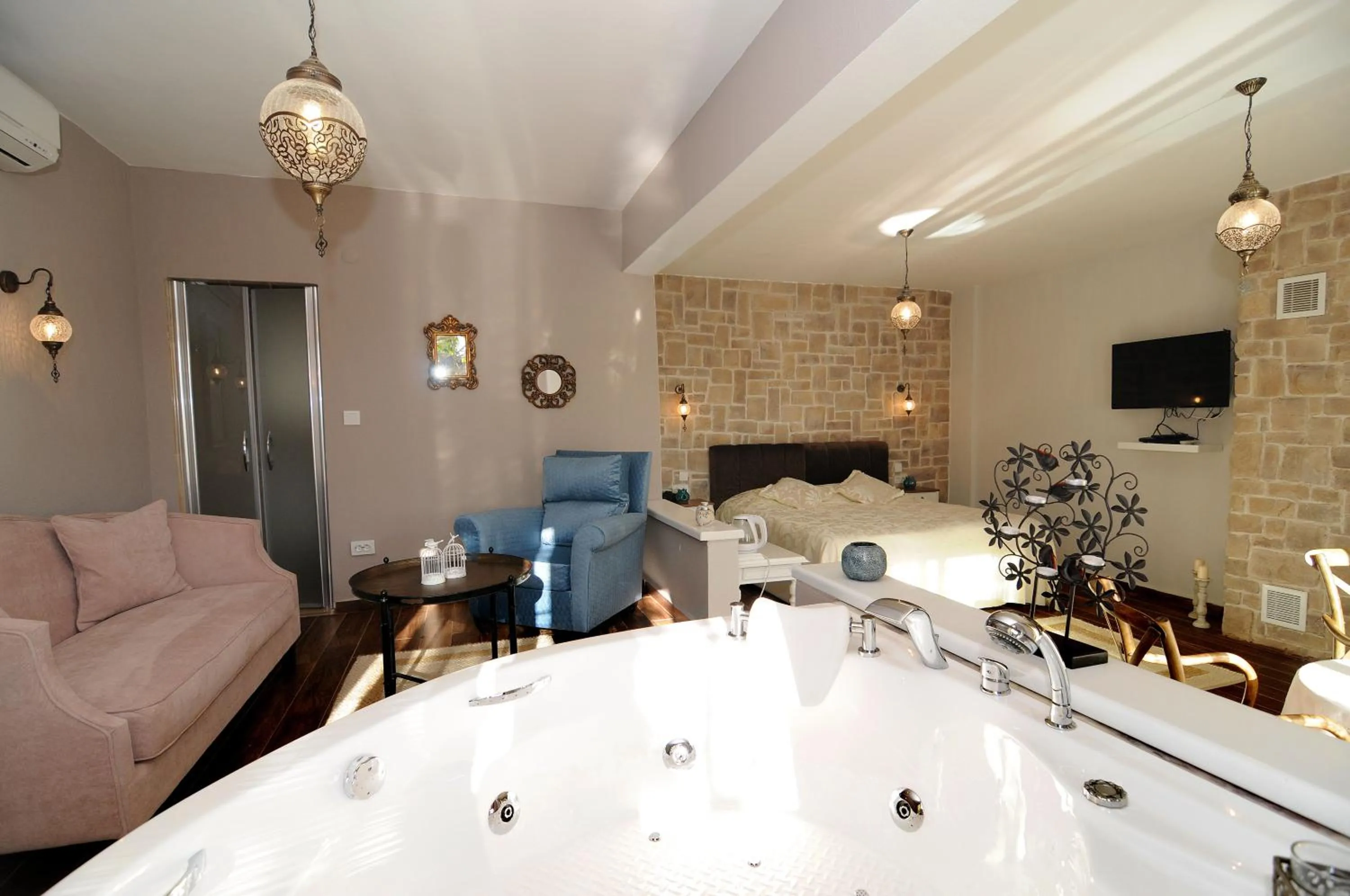 Decorative detail in Beyaz Ev Agva - Adult only +15