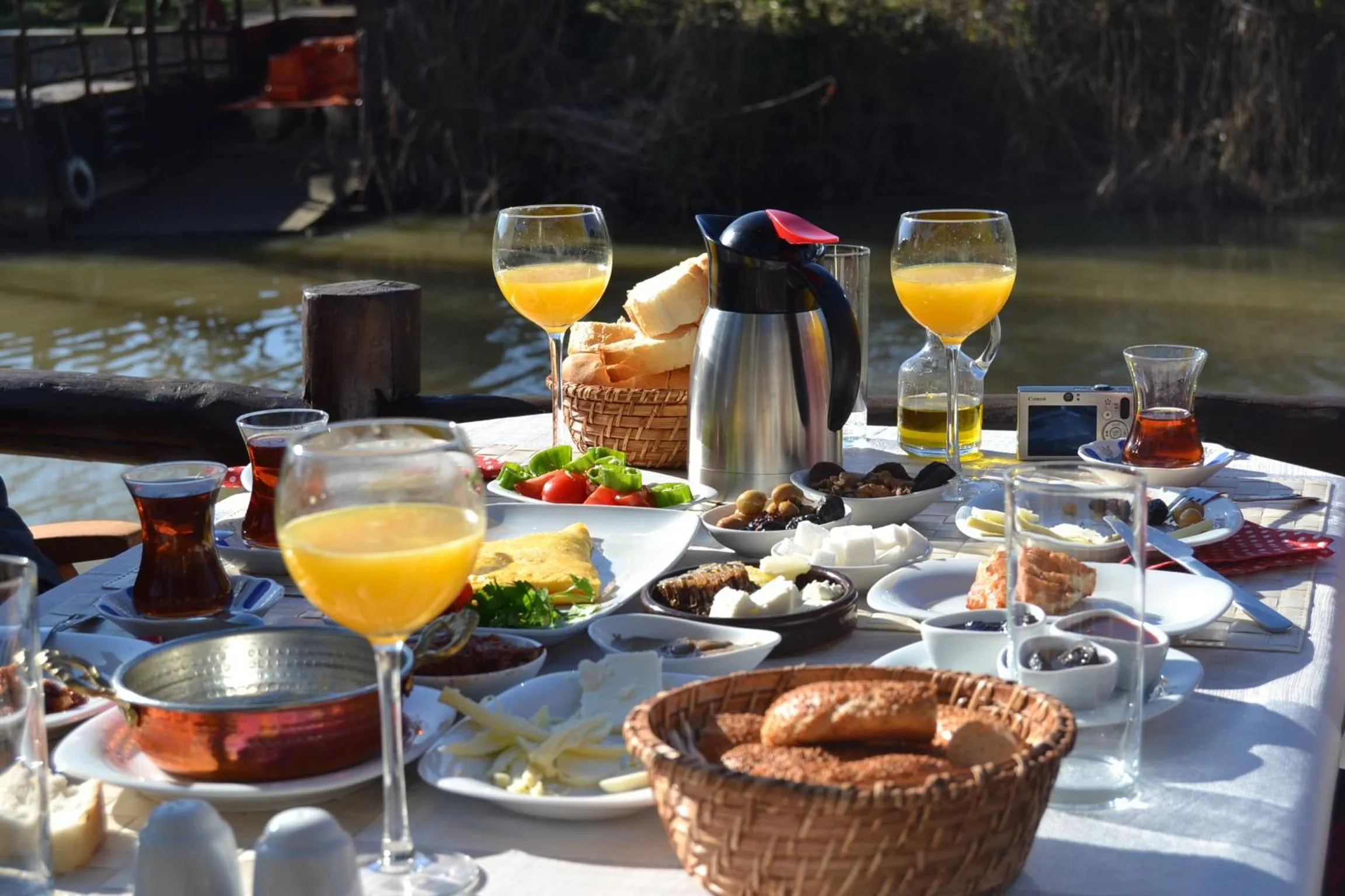 Restaurant/places to eat in Beyaz Ev Agva - Adult only +15