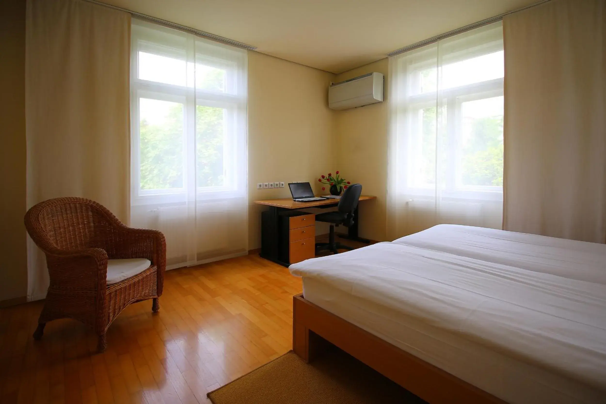 Double or Twin Room - single occupancy in Apartments Villa Boltez Double or Twin Room - single occupancy in Apartments Villa Boltez