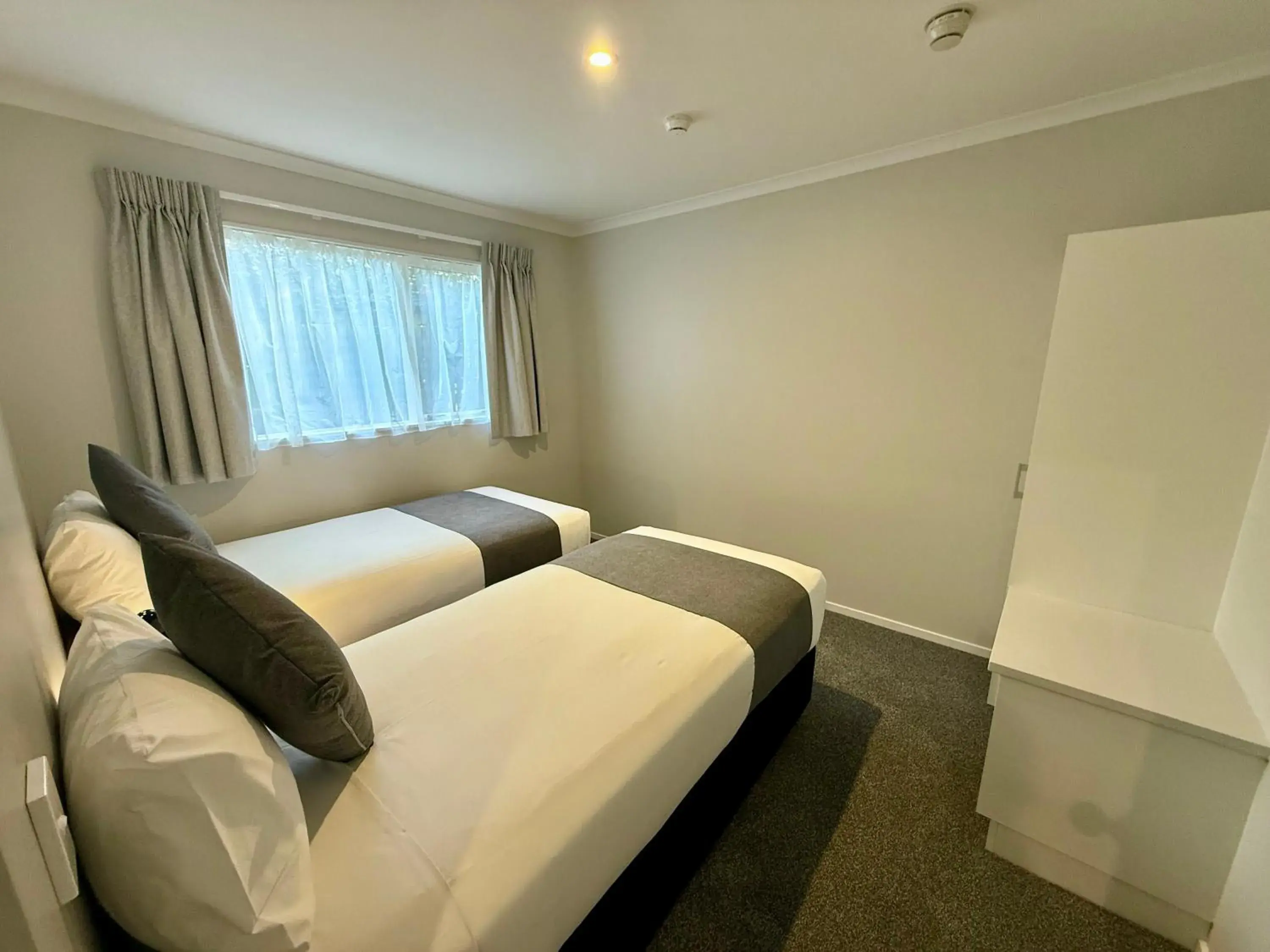 Bed in BKs Pioneer Motel Bed in BKs Pioneer Motel