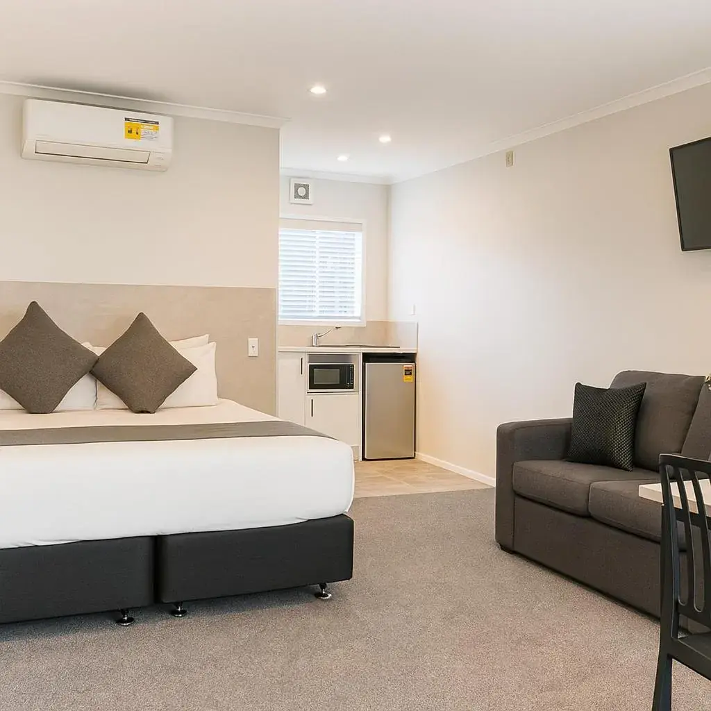 Bed in BKs Pioneer Motel Bed in BKs Pioneer Motel