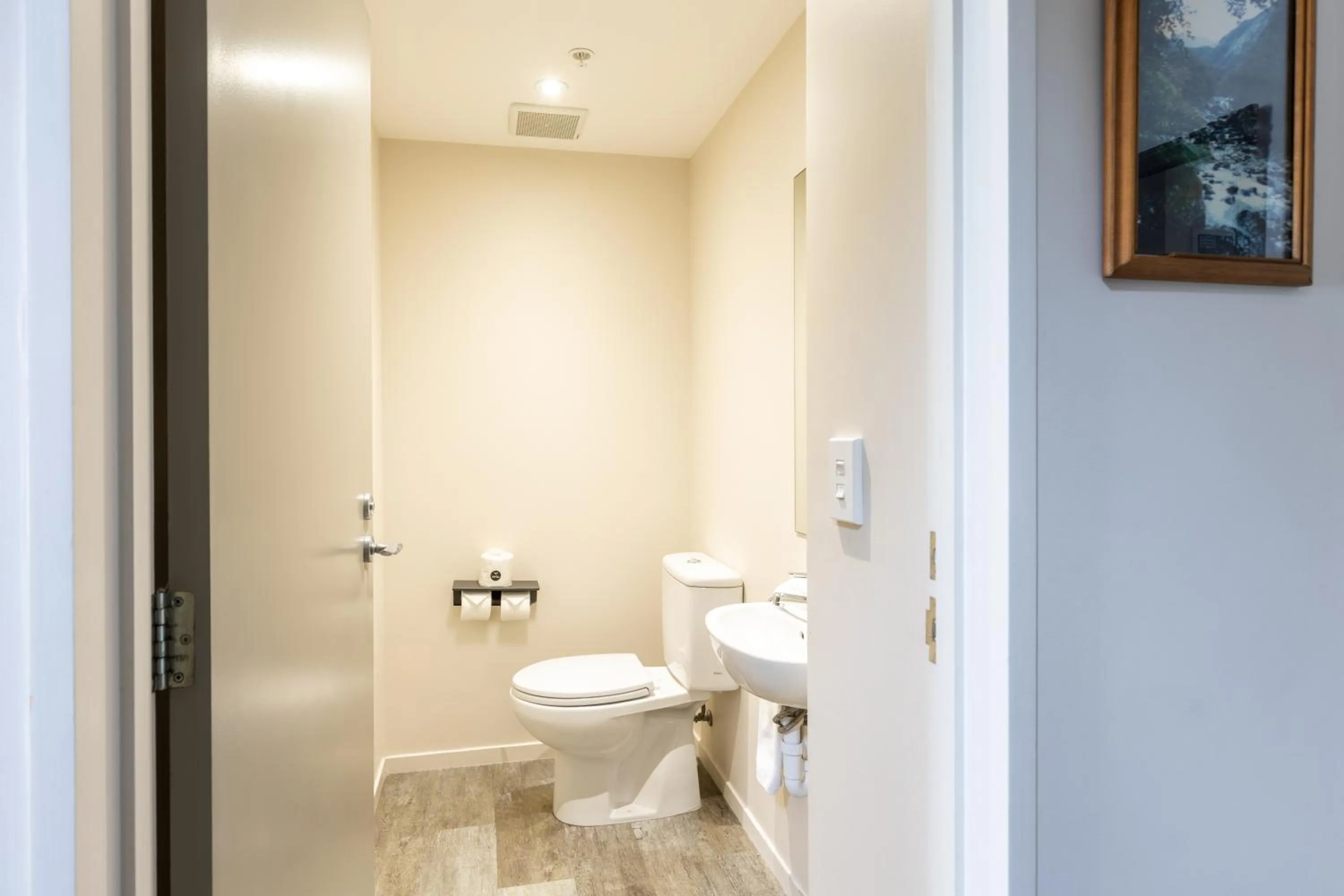 Quest Cathedral Junction Serviced Apartments