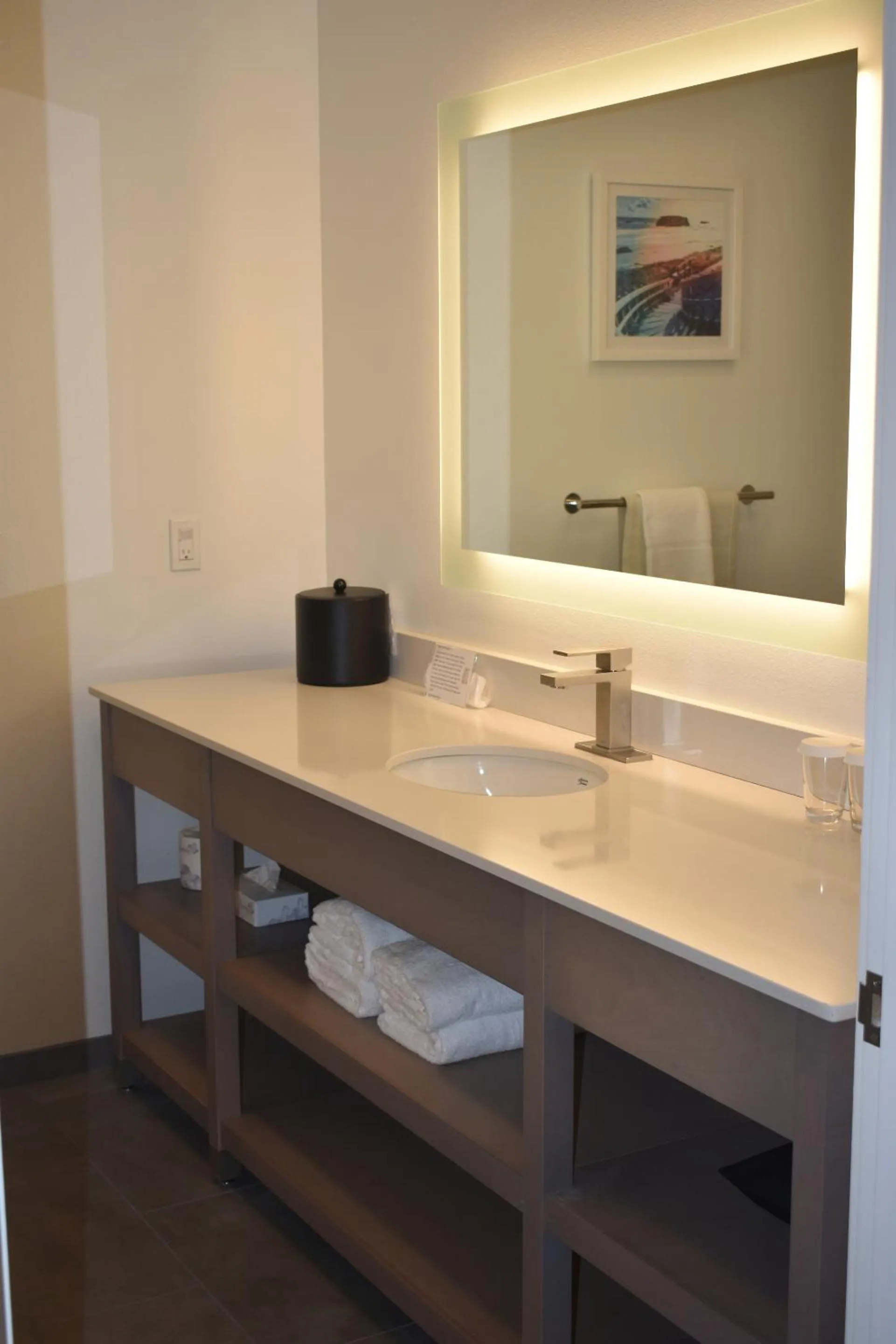 Bathroom in Table Rock Motel