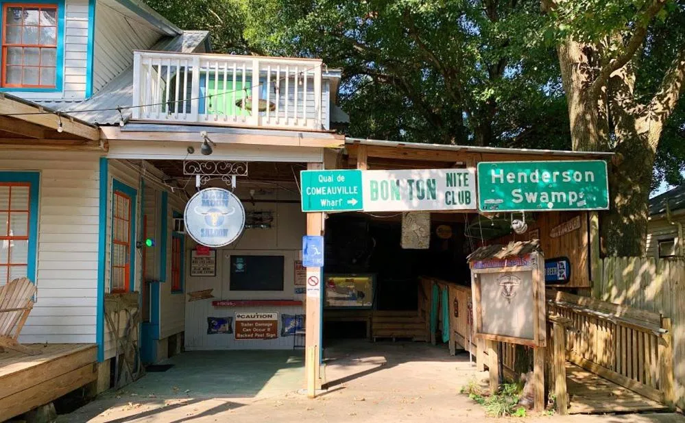 Property building in Blue Moon Guest House