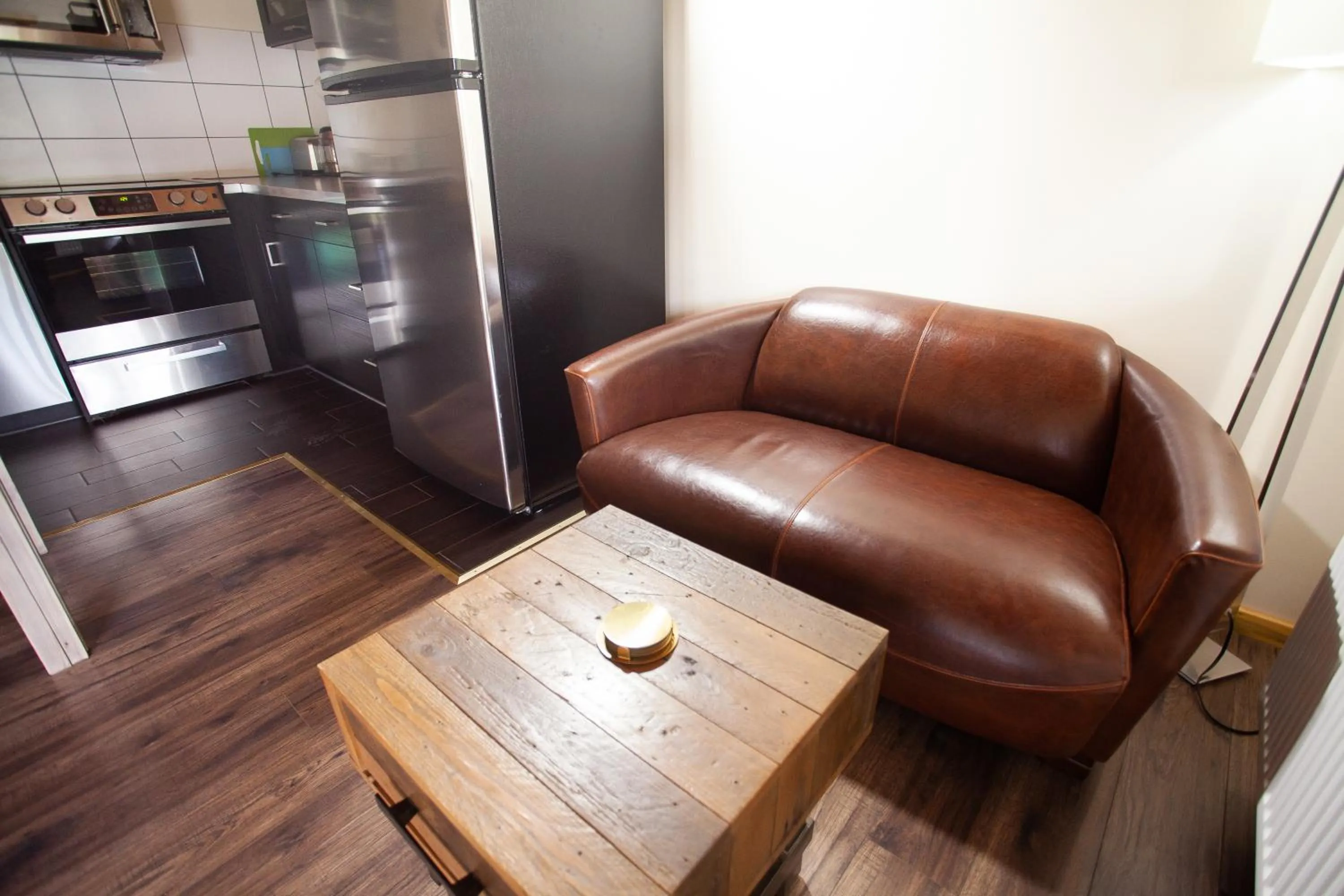 Seating area in Red Cariboo Apartments