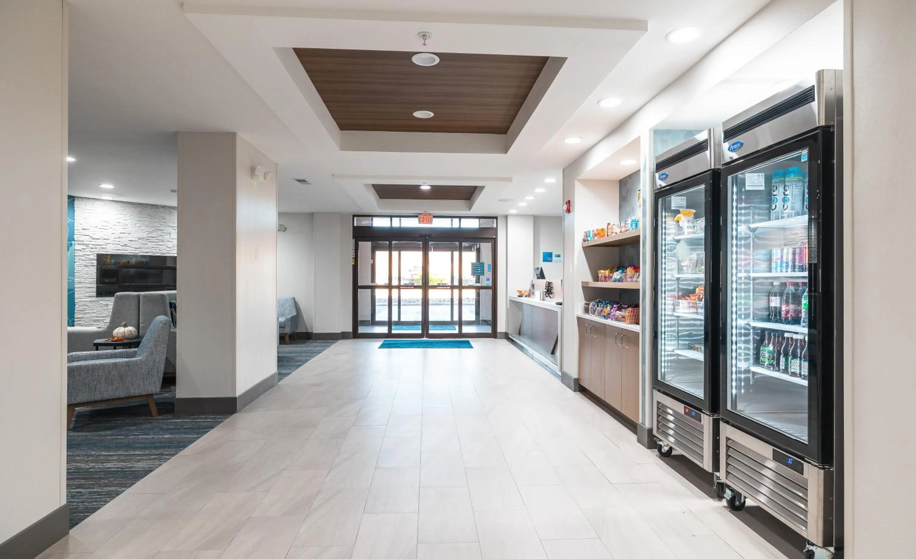 Property building in Holiday Inn Express Hotel and Suites Saint Robert by IHG