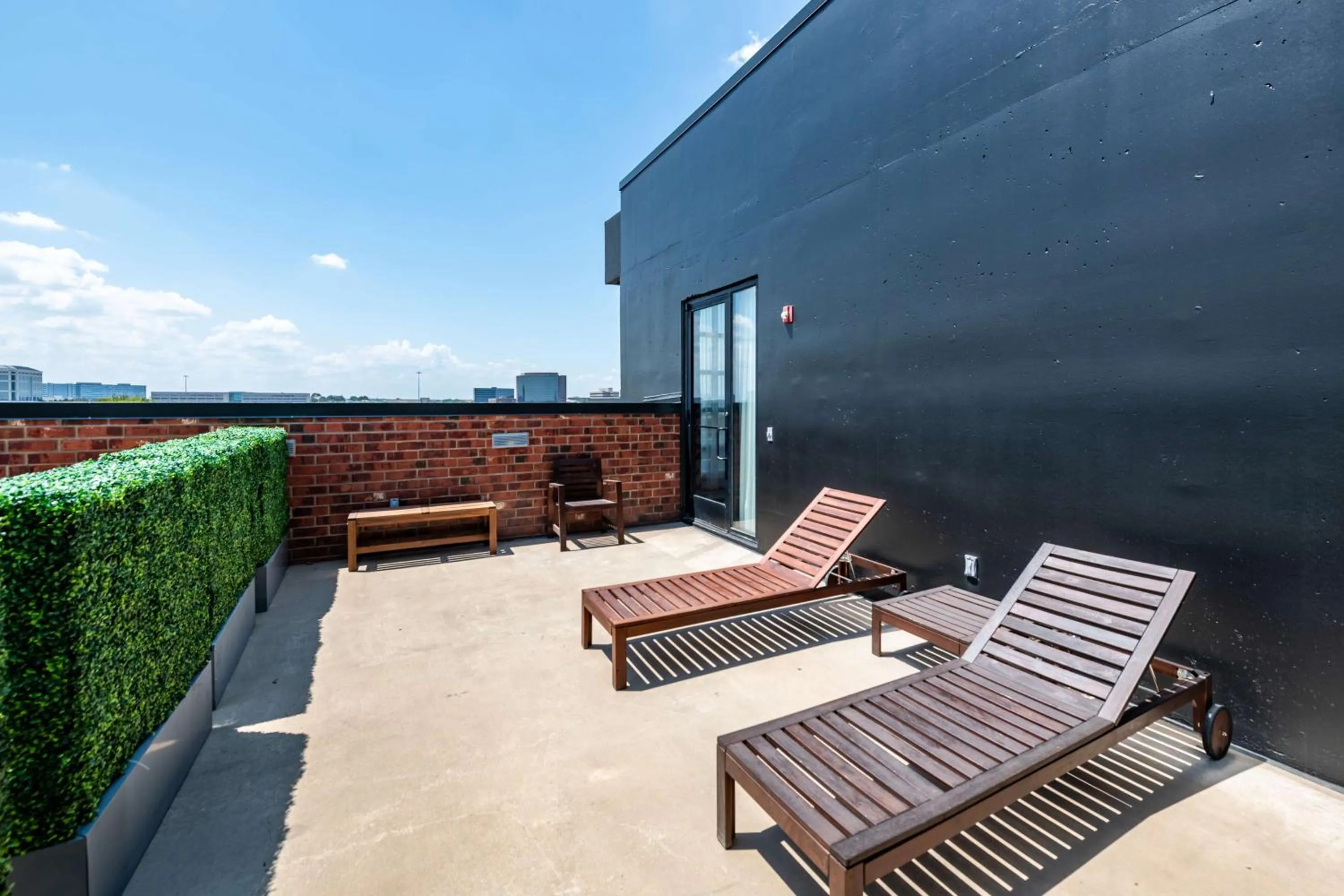 Day in NYLO Las Colinas Hotel, Tapestry Collection by Hilton