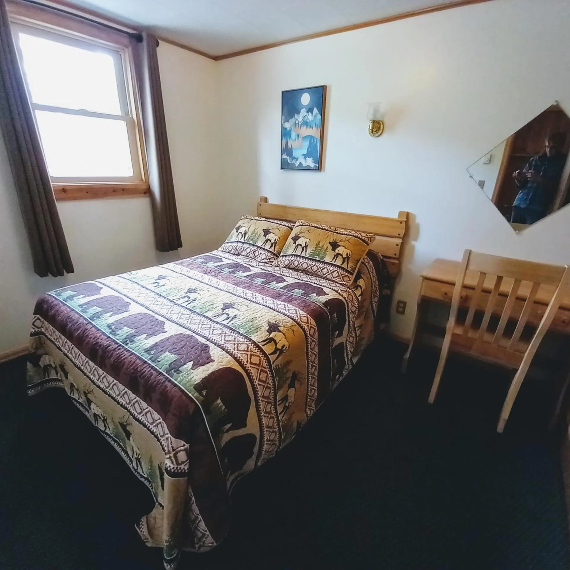 Bedroom in Lone Eagle Lodge