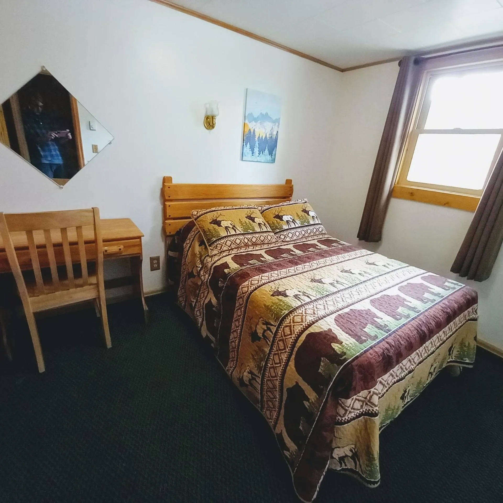 Bedroom in Lone Eagle Lodge