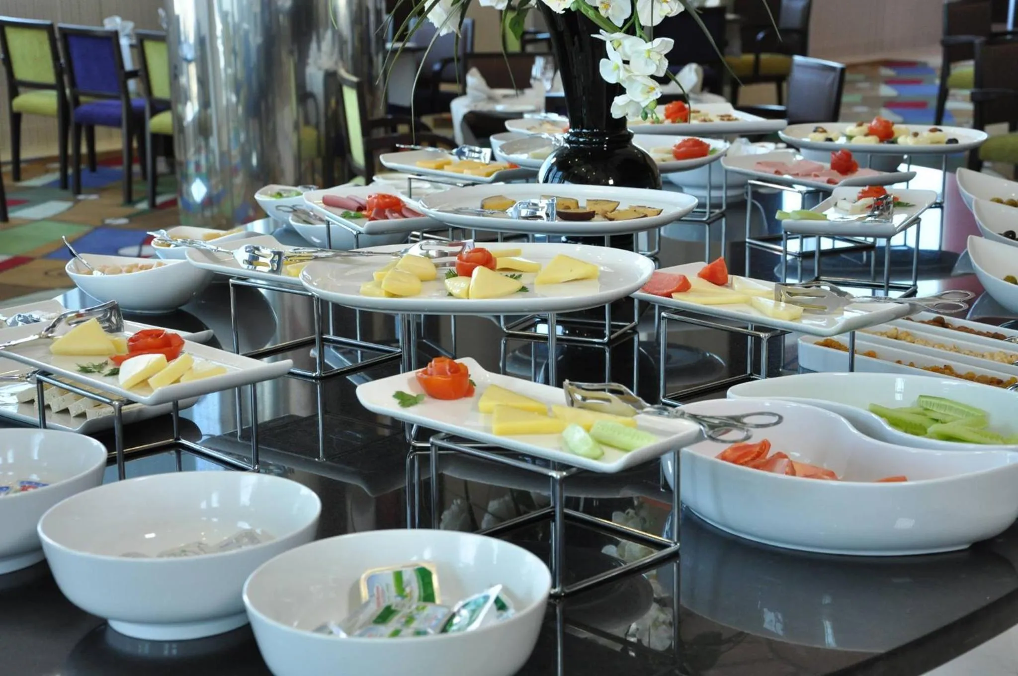 Buffet breakfast in Hotel Grand Swiss