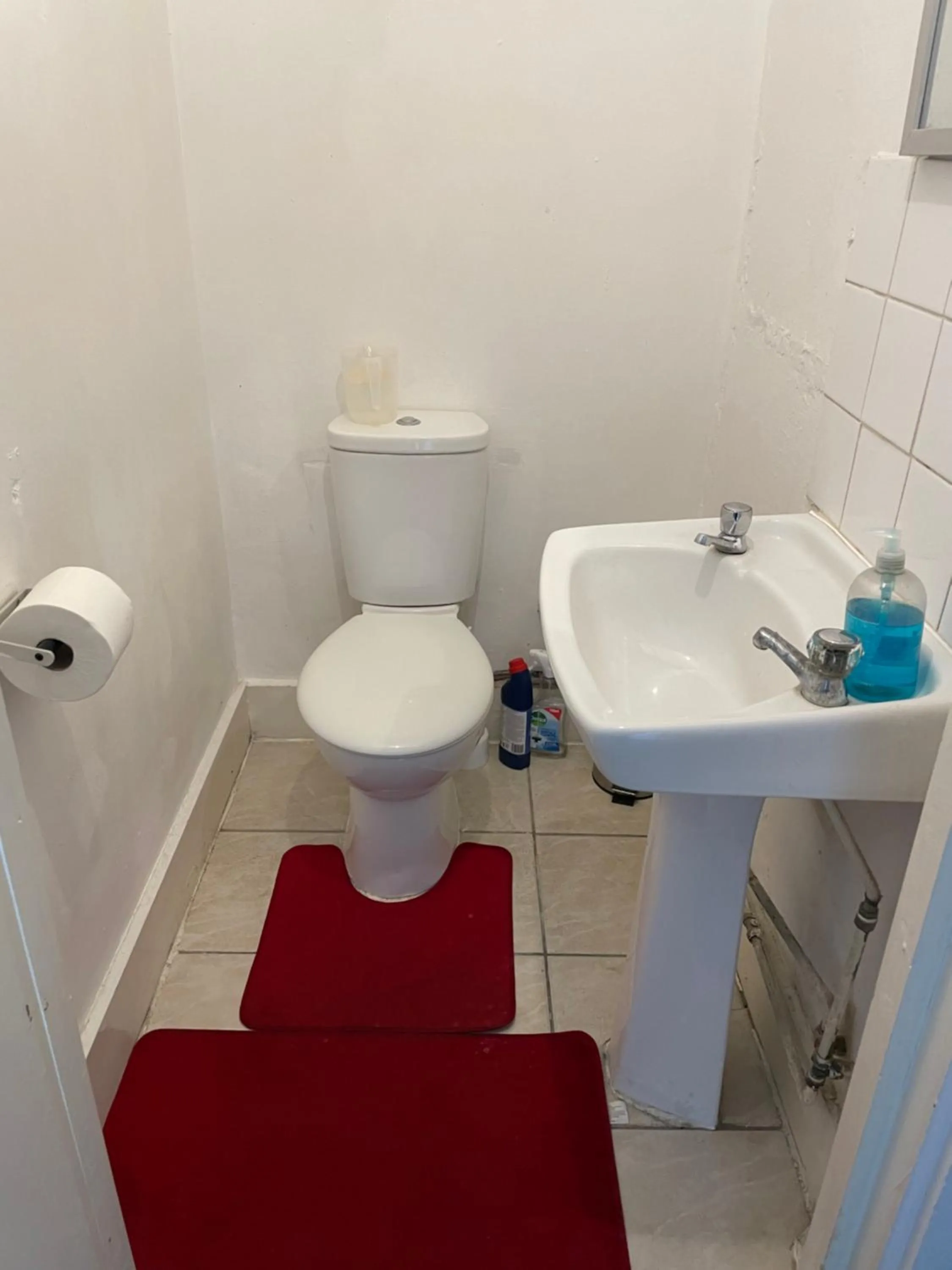 Toilet in 20 East Tenter Street