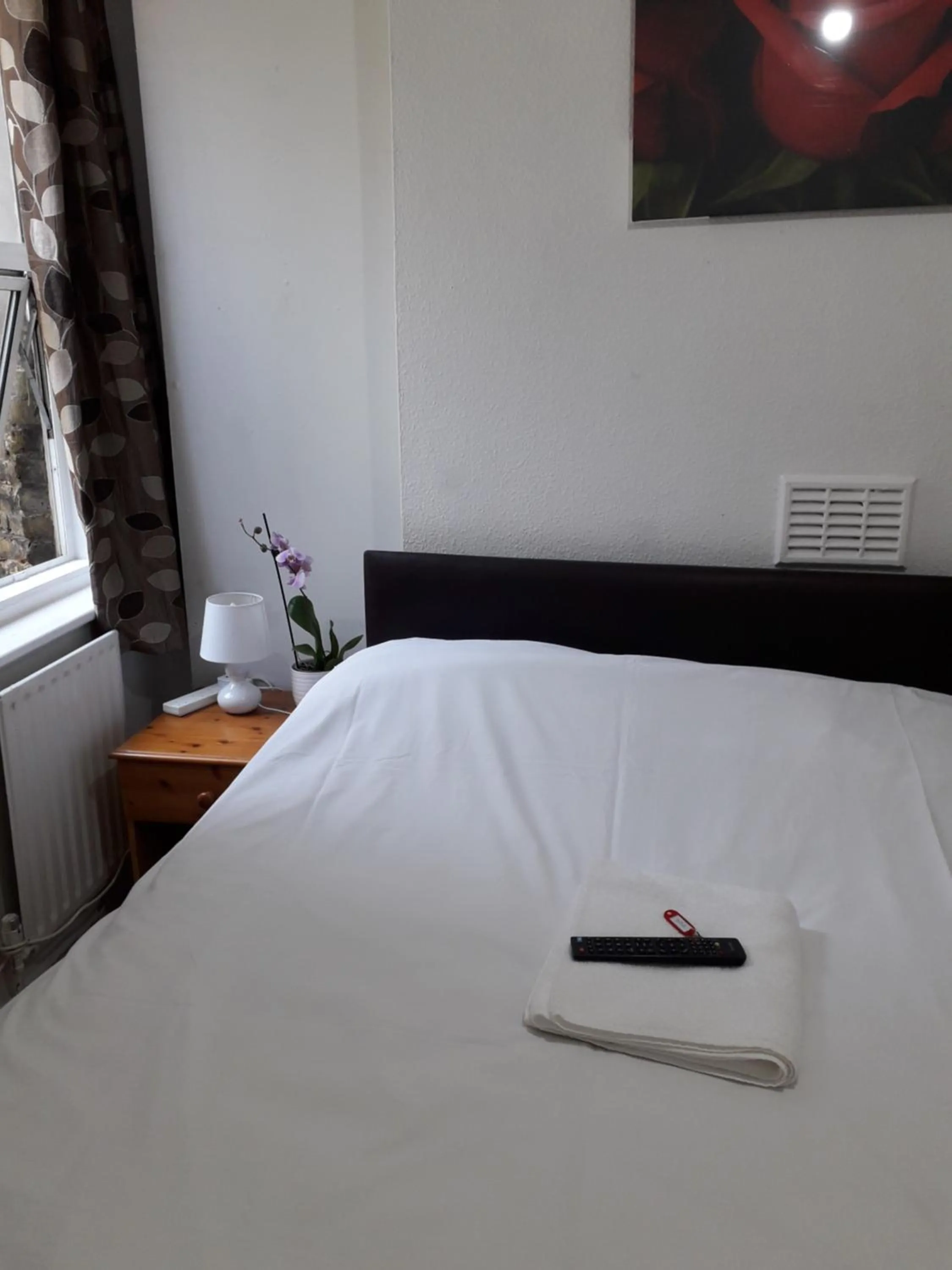 Bed in 20 East Tenter Street